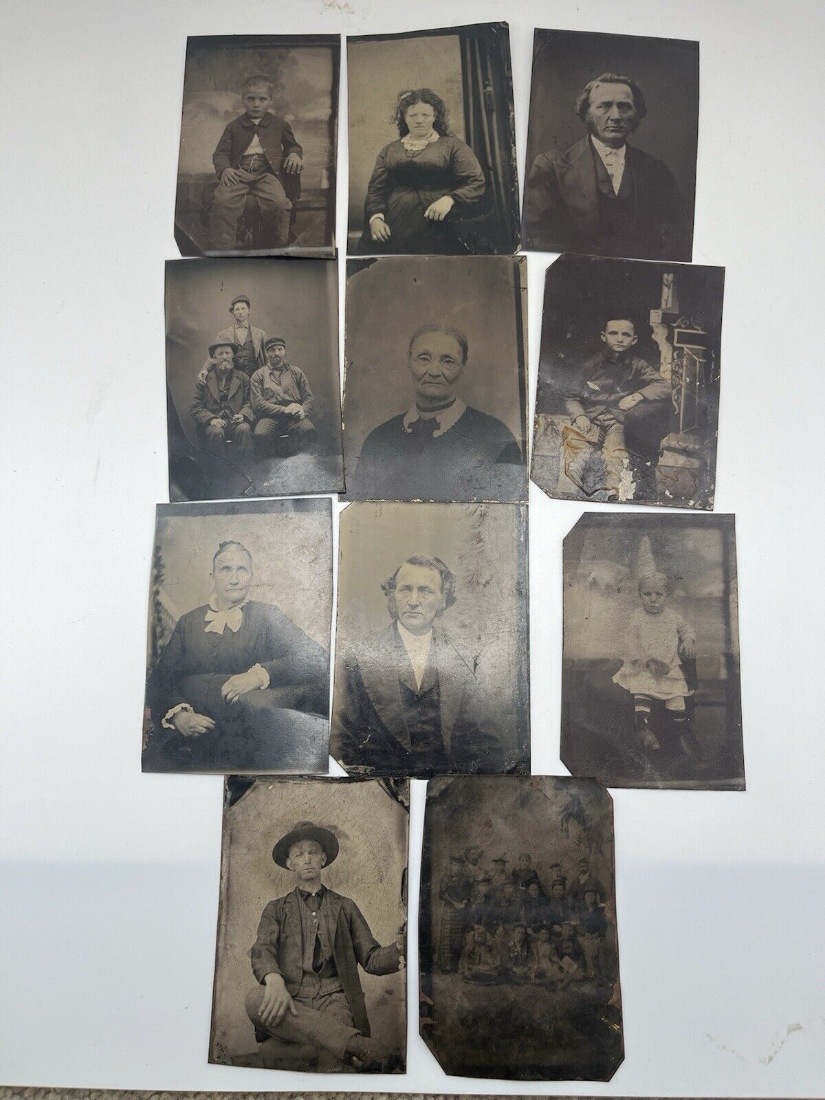 Lot of 11 Tin Type Antique Photos Men, Women & Children 1800’s