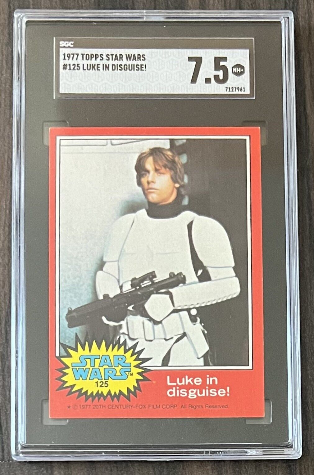 1977 Topps Star Wars #125 Luke Skywalker/Mark Hamill RC SGC 7.5 NM+
