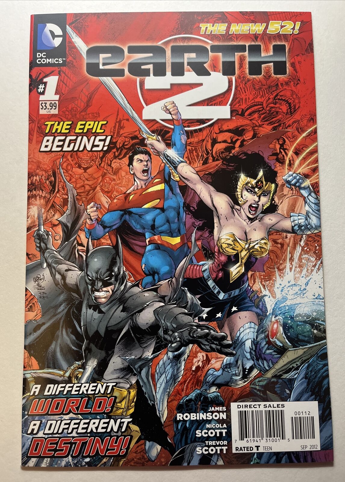 Earth 2 Issue #1 DC Comics 2012 The New 52 Tom Taylor Nicola Scott