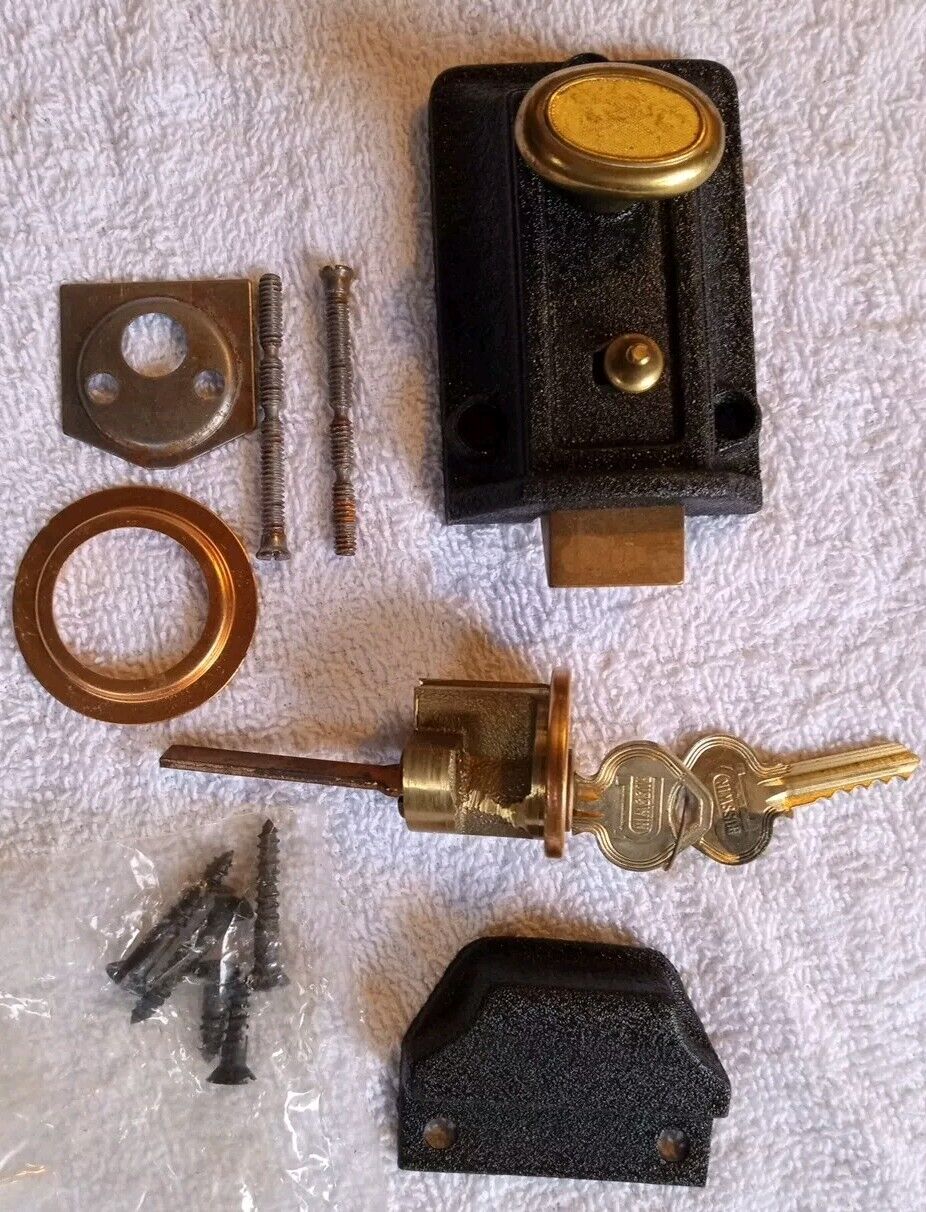Nos Vintage Russwin Turn Knob Deadbolt With Keys