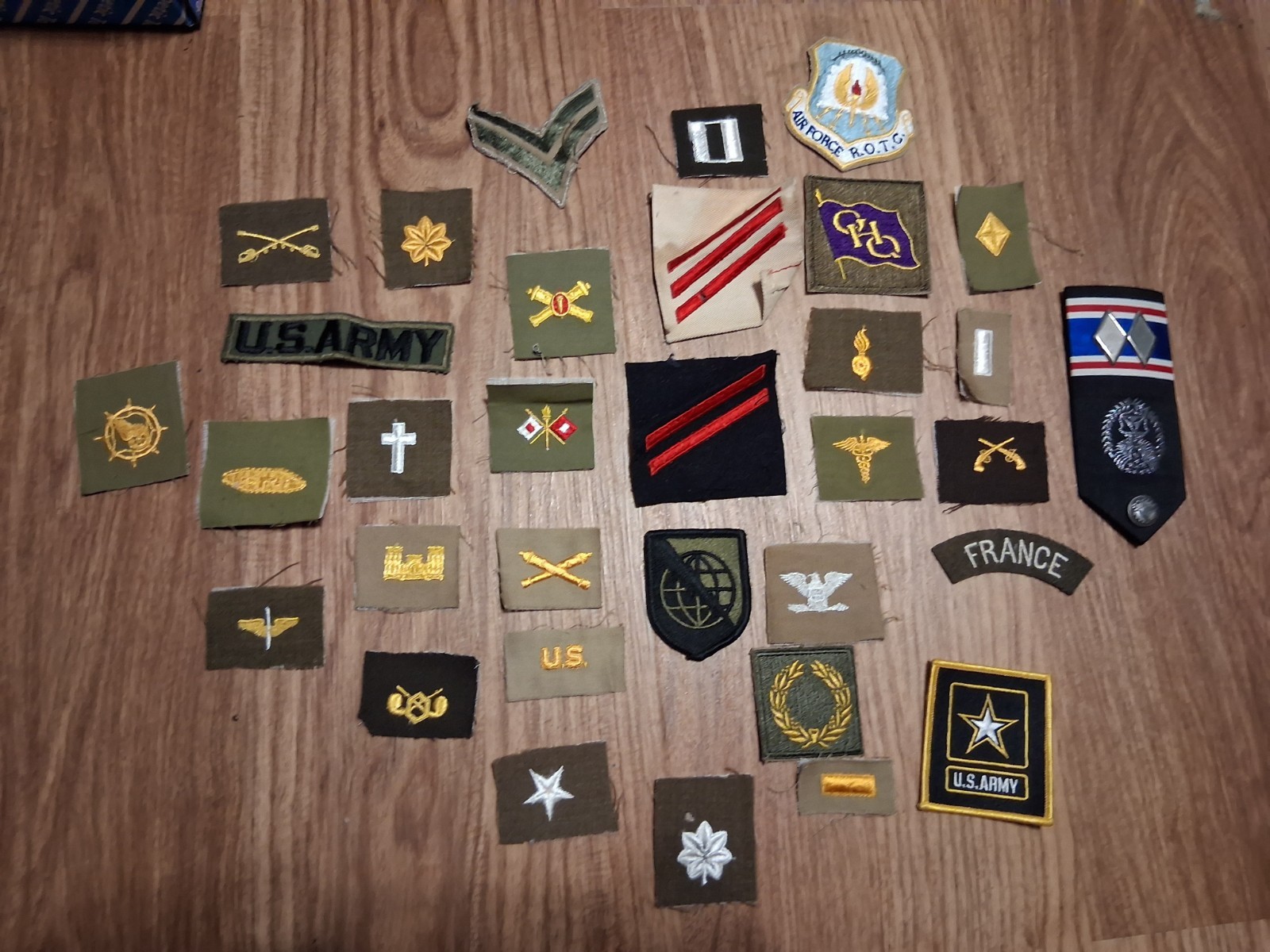 vintage ww2 ww11 world war two patches and others 