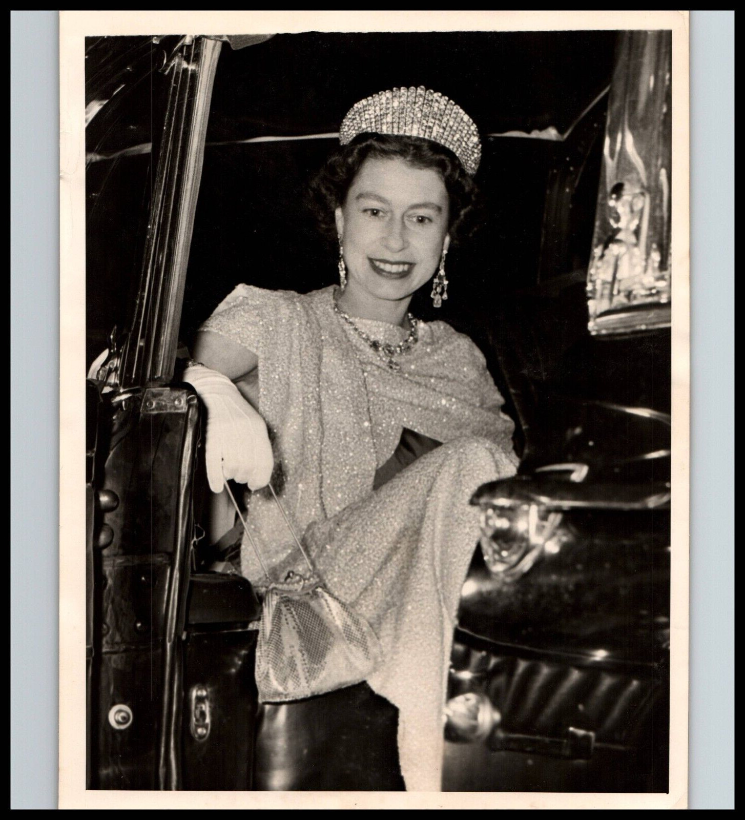 QUEEN ELIZABETH STUNNING ERIC MEACHER PORTRAIT 1957 VINTAGE ORIG Photo 641