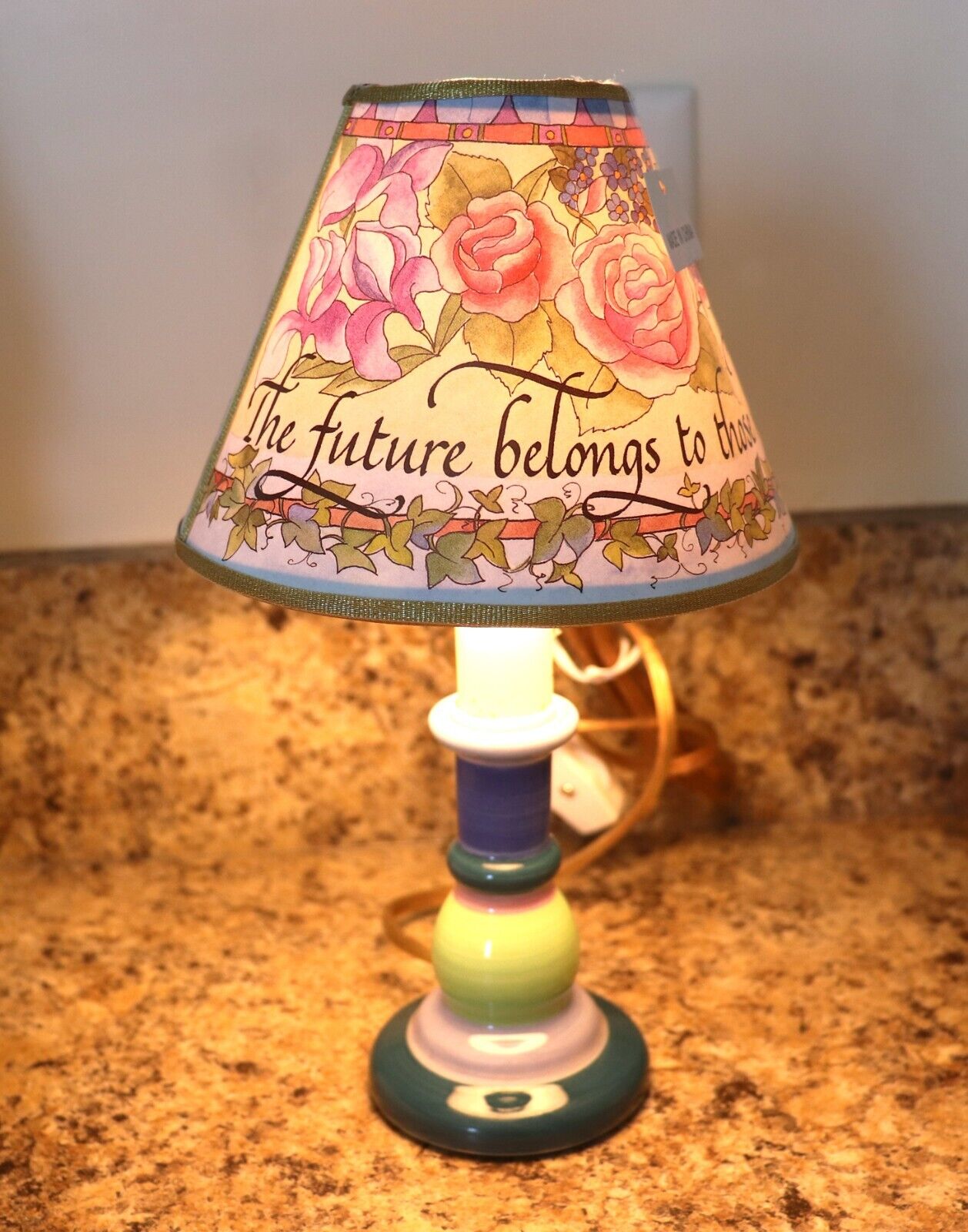 Vintage 1998 The Nittany Quill Talus Corp Accent Lamp Handpainted Ceramic Floral