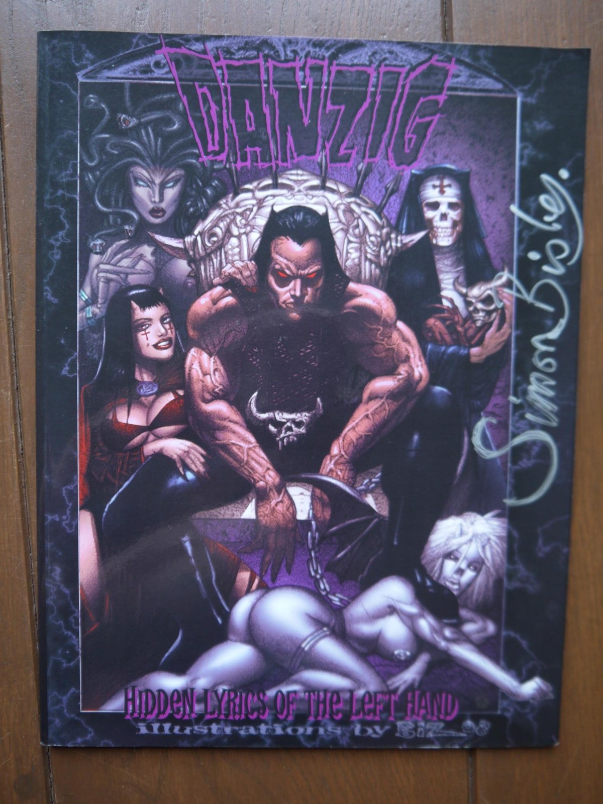 Danzig Hidden Lyrics of the Left Hand SC (2010-2018 Verotik) Signed + Sketch Danzig Hidden Lyrics of the Left Hand SC (2010-2018 Verotik) Signed + Sketch