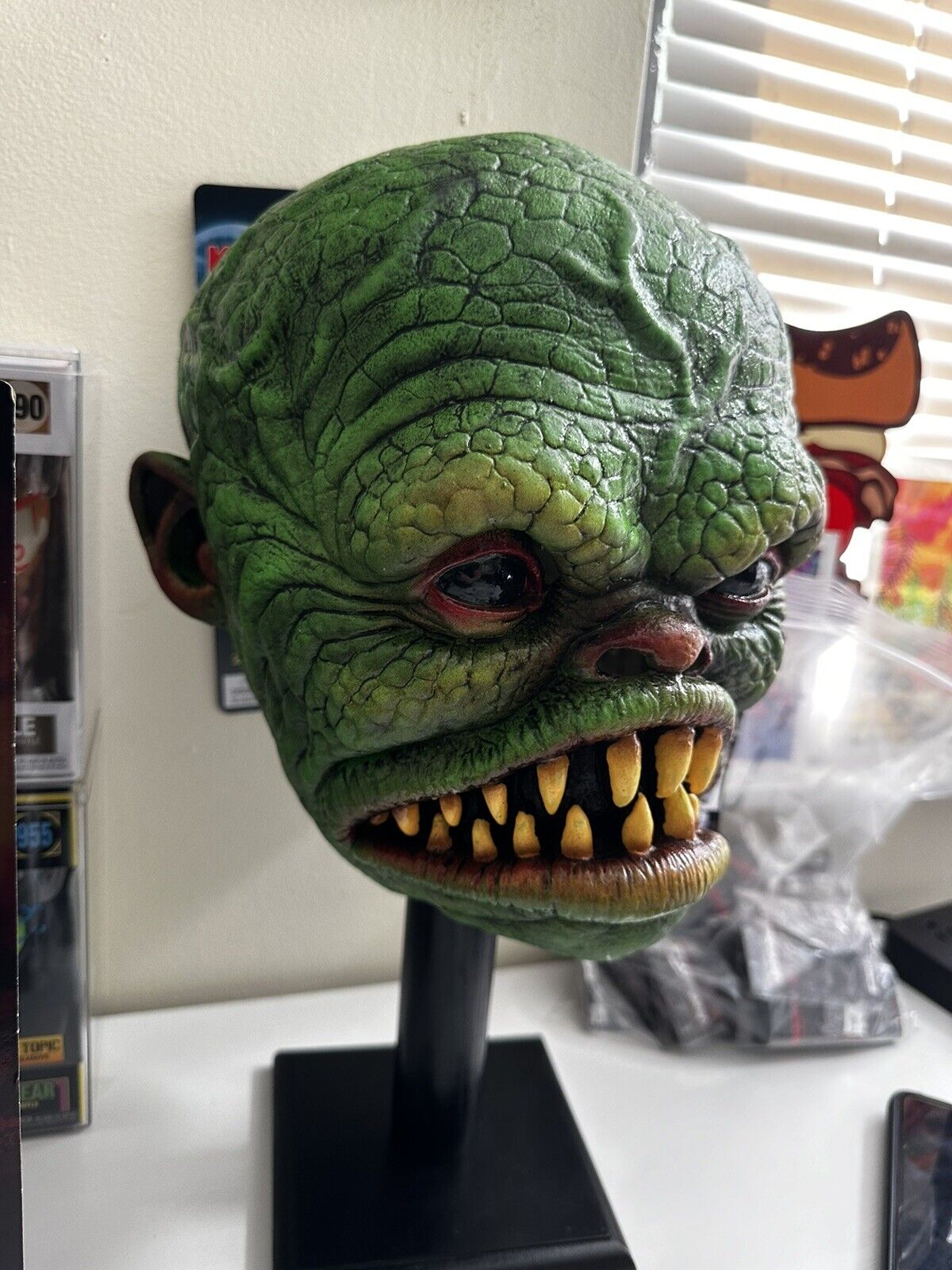 GHOULIES 2 - FISH GHOULIE MASK Trick or Treat Studios  NEW