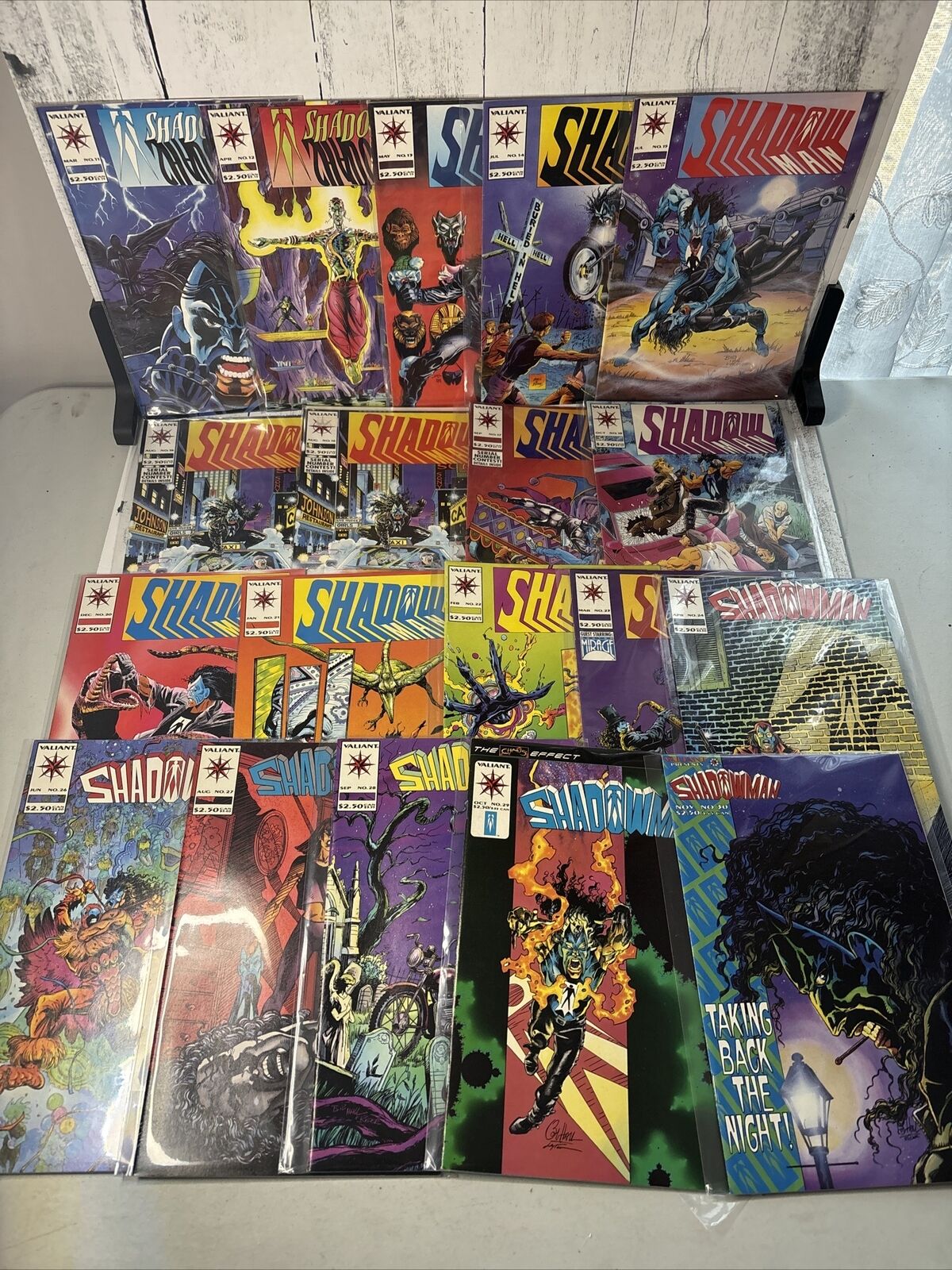 Shadowman Comic Book Lot of 19 Valiant Comics 1992 Vintage Comics