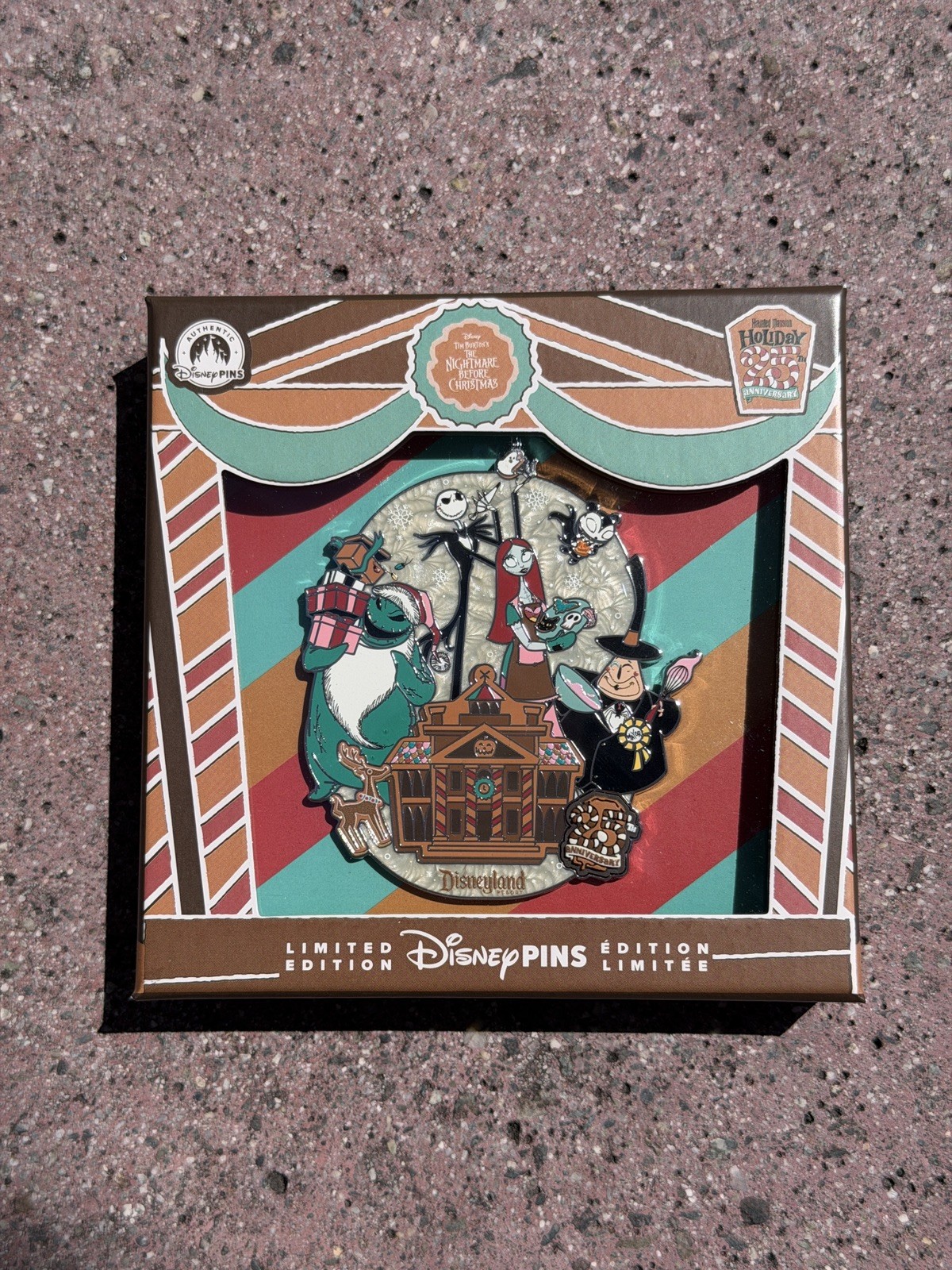 Disney Haunted Mansion Holiday Mini Jumbo Pin Limited Edition 2000 Pin On Pin 