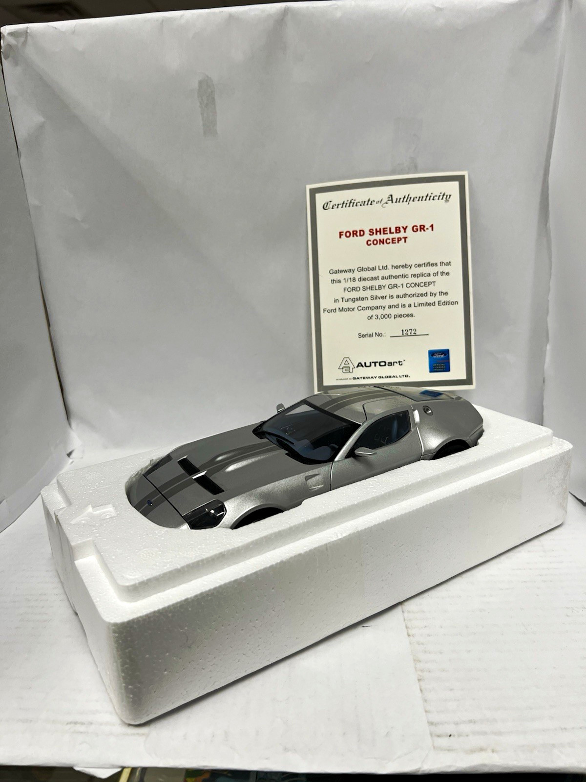 AUTOart 1:18 Ford Shelby GR-1 Concept Diecast Model Car w/ Certificate AUTOart 1:18 Ford Shelby GR-1 Concept Diecast Model Car w/ Certificate