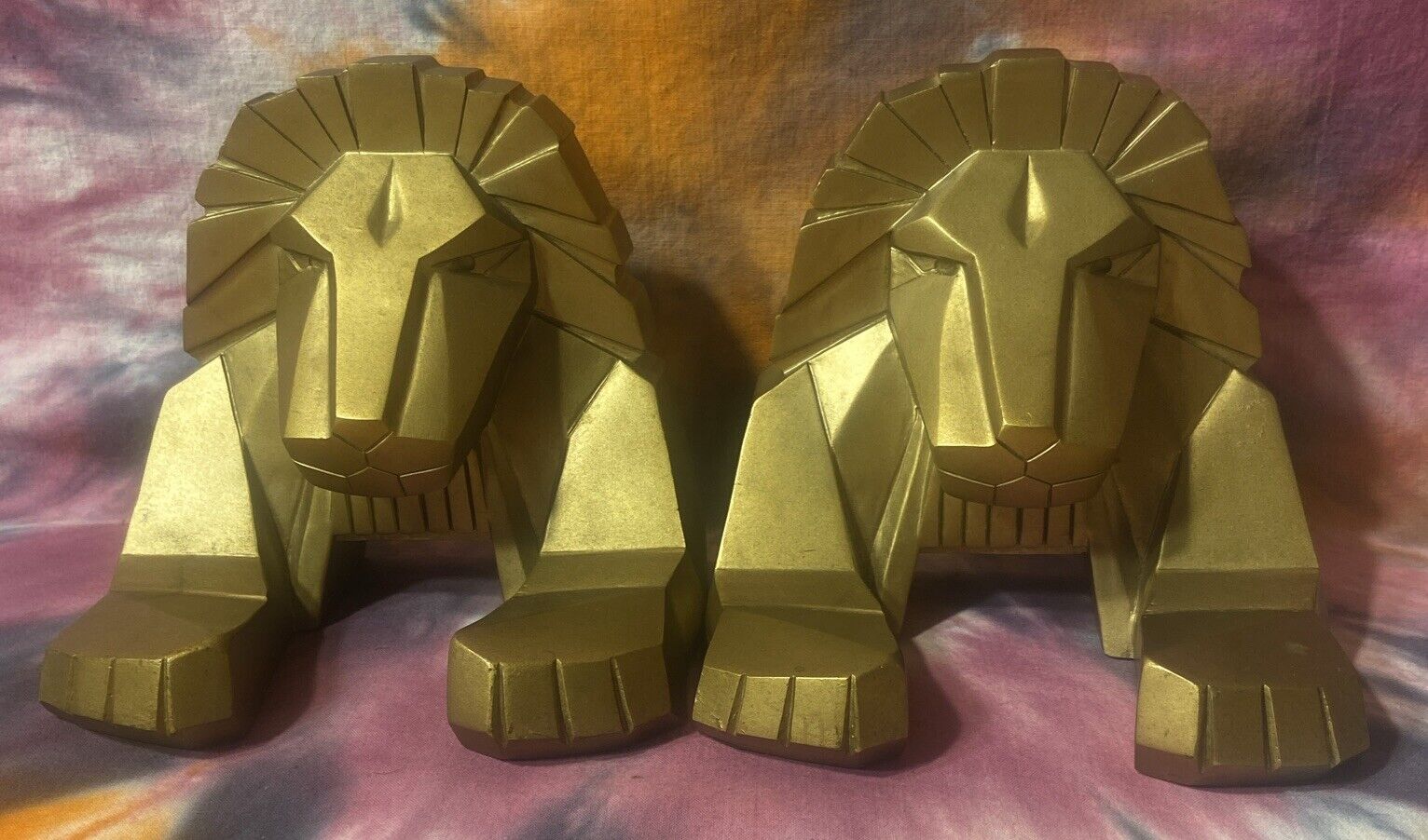 VINTAGE MGM GRAND CASINO METAL ALLOY GOLDEN LION BOOKENDS. 1993 GRAND OPENING.