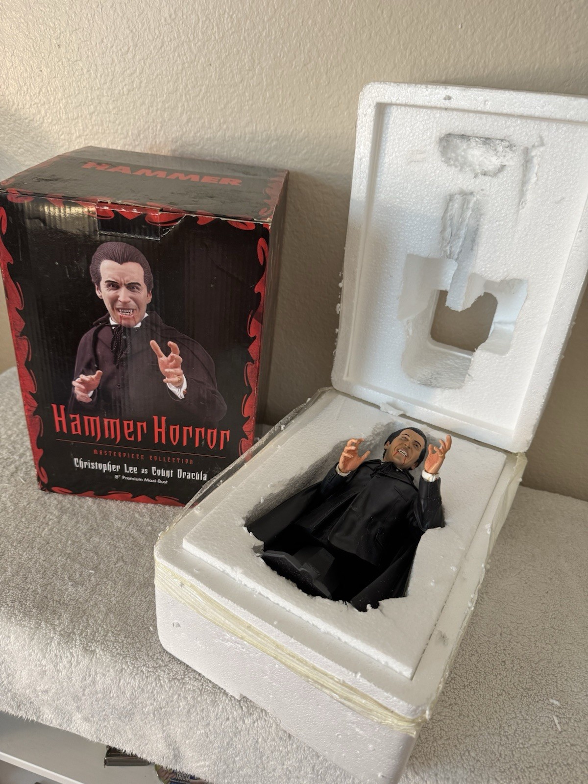 Titan Hammer Horror Christopher Lee Count Dracula 8in Polystone Maxi-Bust 2011