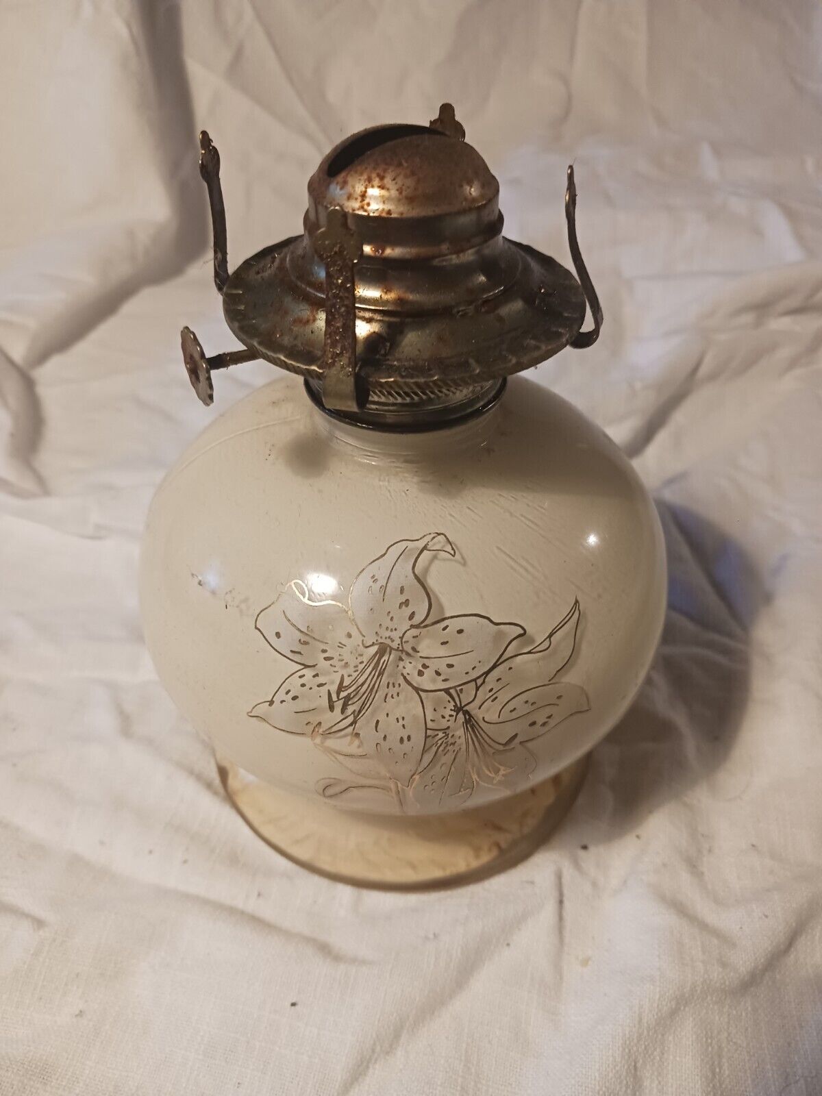 Vintage Floral Lily Globe Shaped Glass Oil Lamp