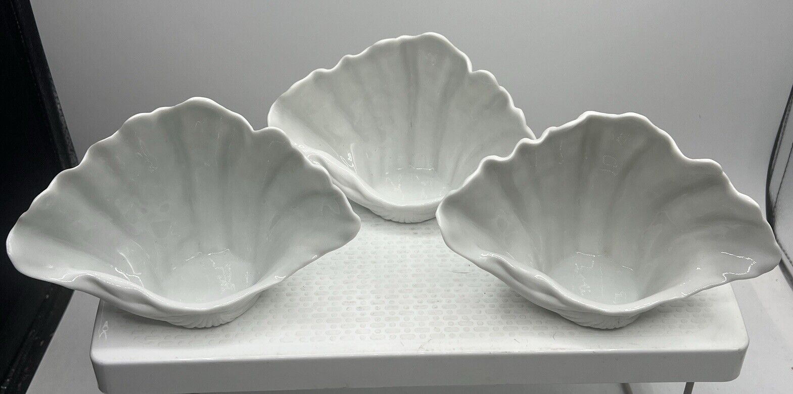 PartyLite Coastal Lights -  Sea Shell Porcelain Tealight # P9609 Lot Of 3 White