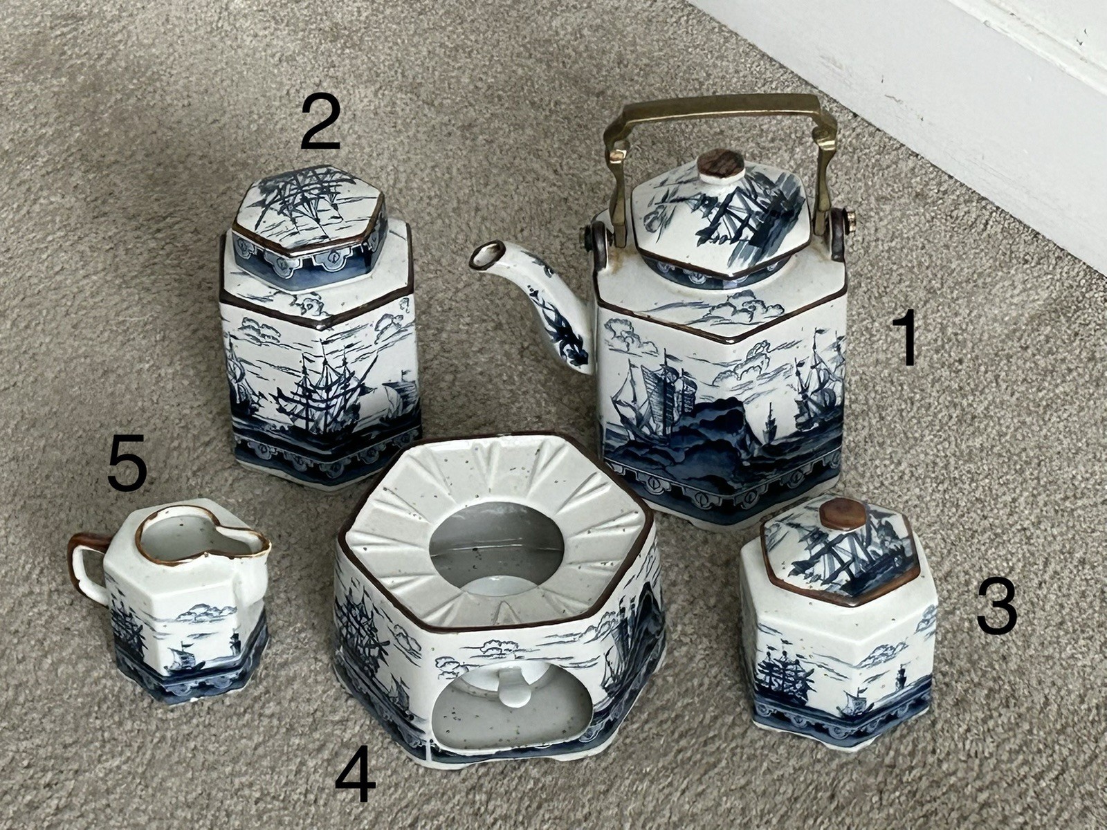 Vtg 5 Japanese Tea Set Blue White Hexagonal Teapot Brass Handle Canister & more Vtg 5 Japanese Tea Set Blue White Hexagonal Teapot Brass Handle Canister & more