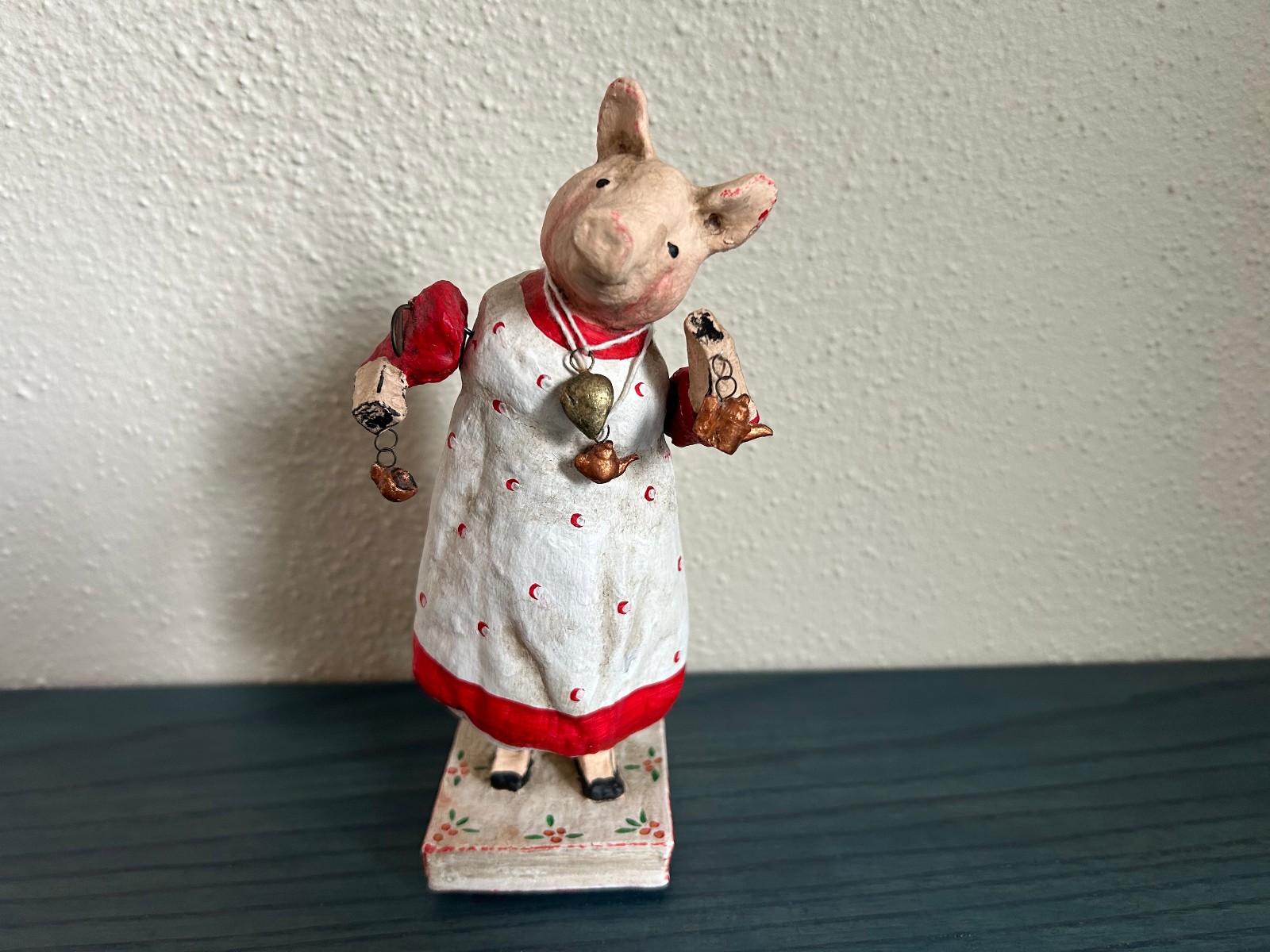 Vintage Handmade Pig Figurine Rustic Farmhouse Mother Pig Cute Painted Ceramic Vintage Handmade Pig Figurine Rustic Farmhouse Mother Pig Cute Painted Ceramic