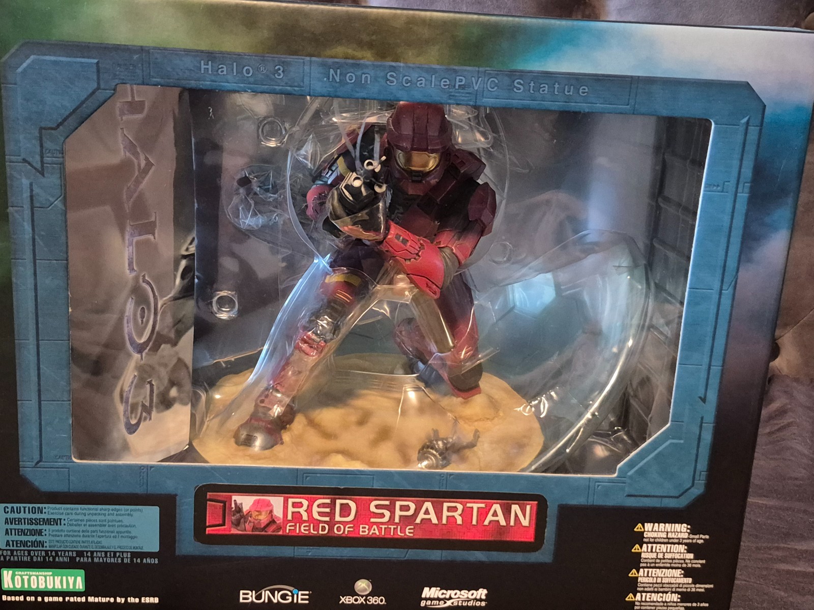 Halo 3 Red Spartan Kotobukiya statue - BNIB, all accessories included