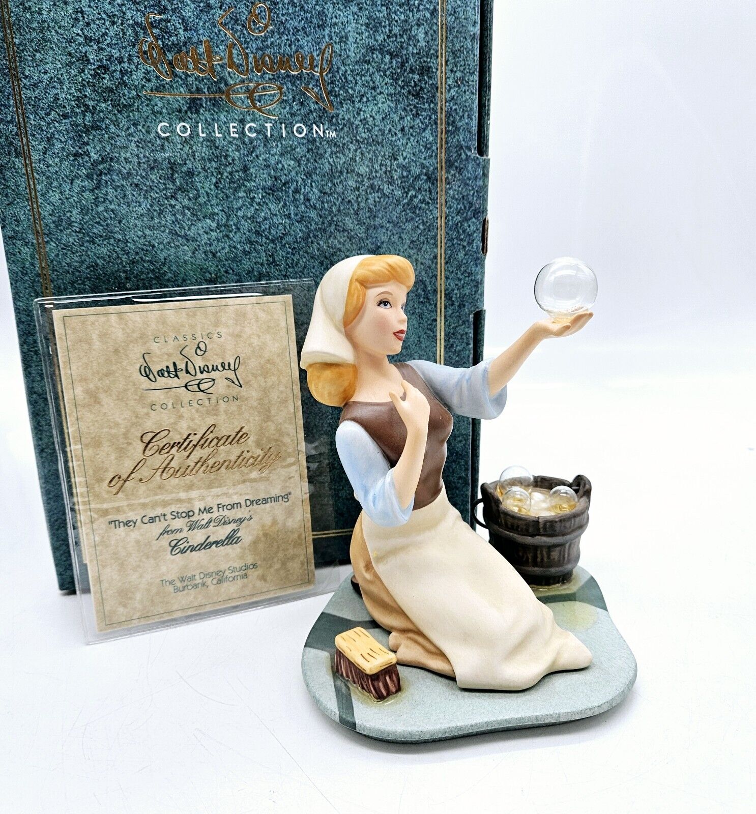 WDCC Disney Cinderella Figurine 6\