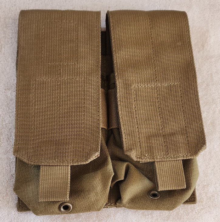 BlackHawk Double Standard Mag Pouch Tan MOLLE NEW BlackHawk Double Standard Mag Pouch Tan MOLLE NEW