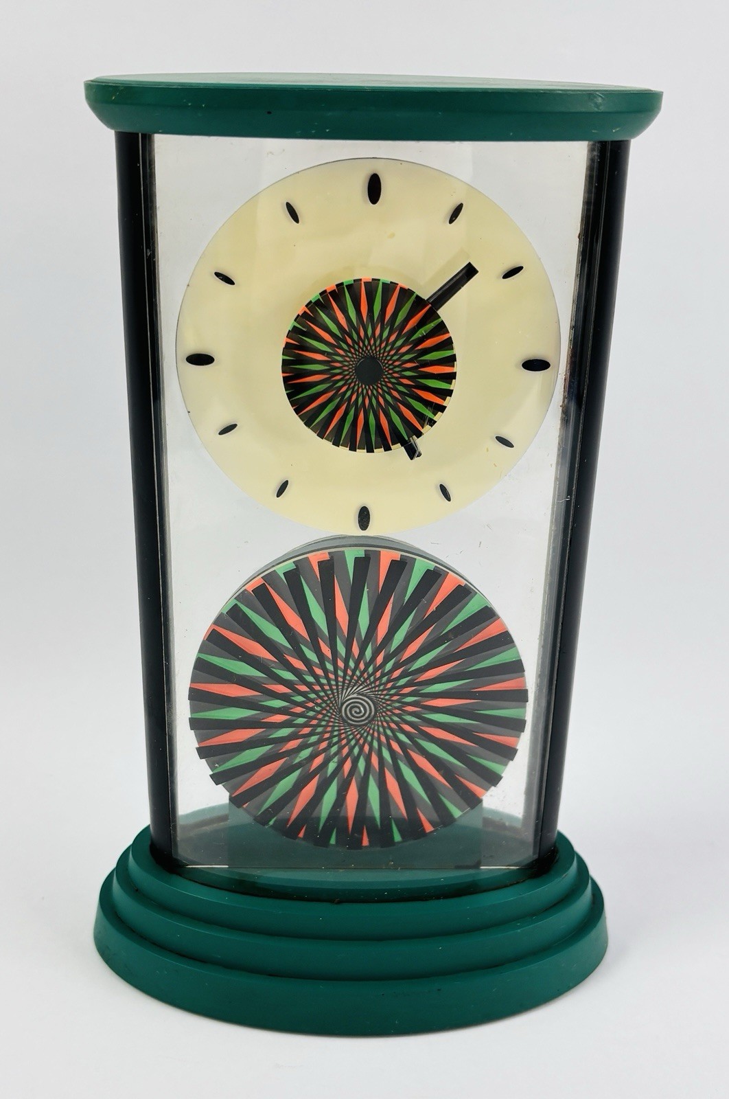 VTG Lyon Design Kinetic Motion Clock Postmodern Memphis Style Op Art Optical 80s