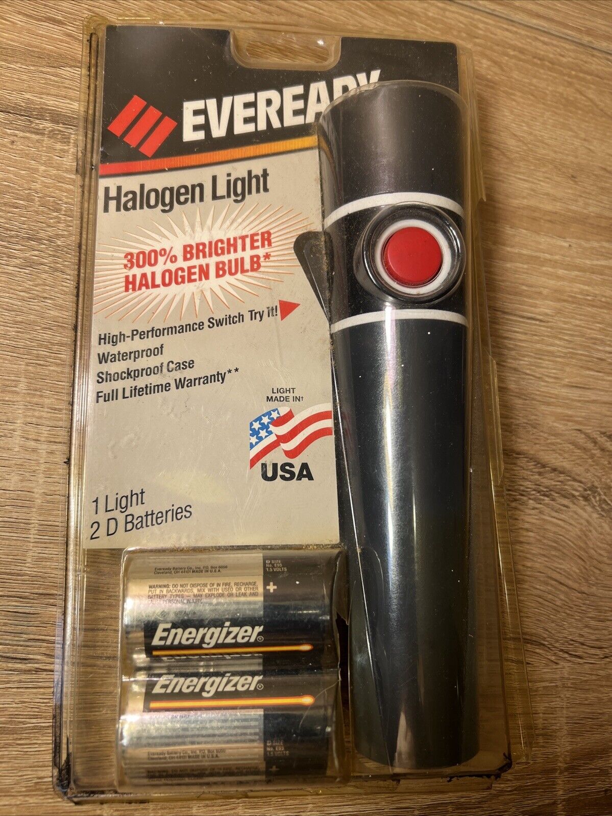 Vintage Eveready Halogen Flashlight - Fully Functional Retro Torch