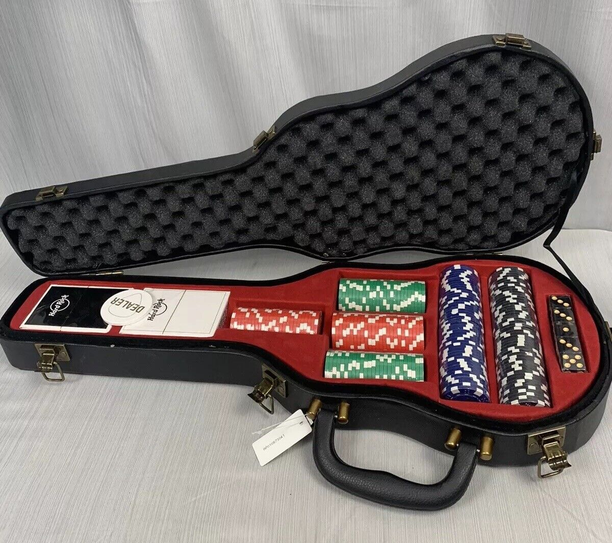 Hard Rock Cafe Poker Set in Guitar Case,  Limited Edition, Certified Authentic