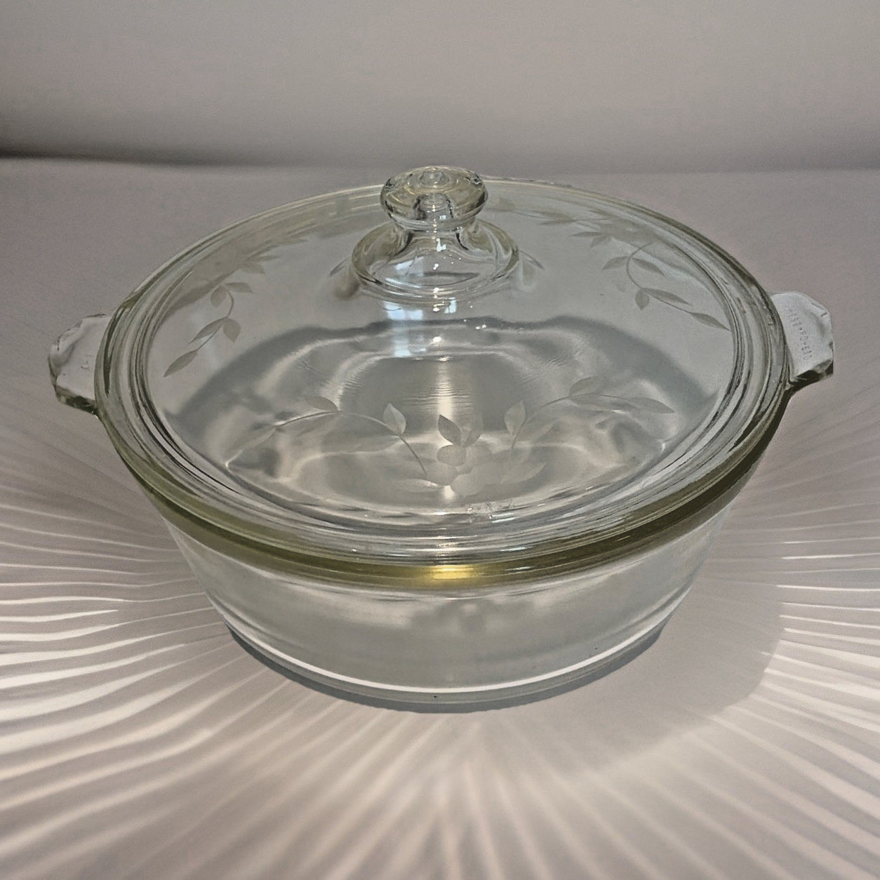 Vintage  1.5 Qt  Casserole Dish 023 Scallop Handles W/ Etched Floral Lid
