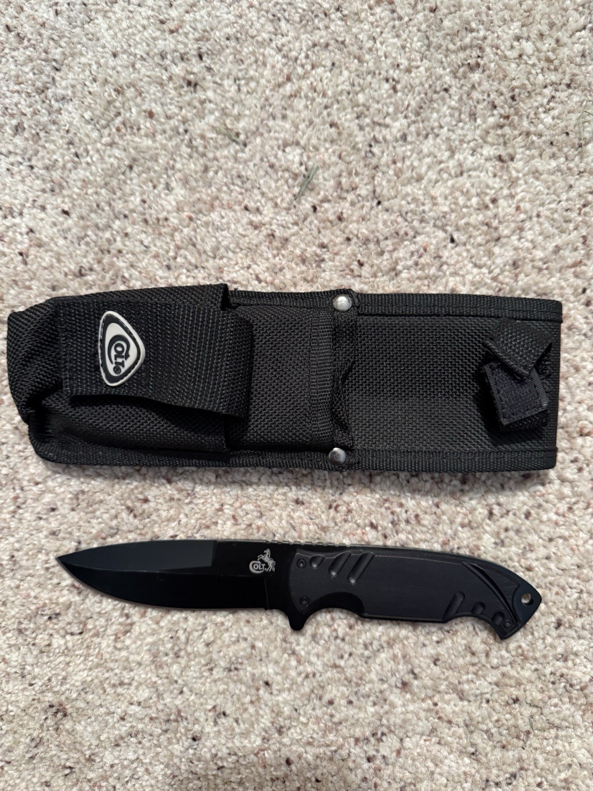Discontinued Colt Fixed Blade Black CT-357 With Sheath 