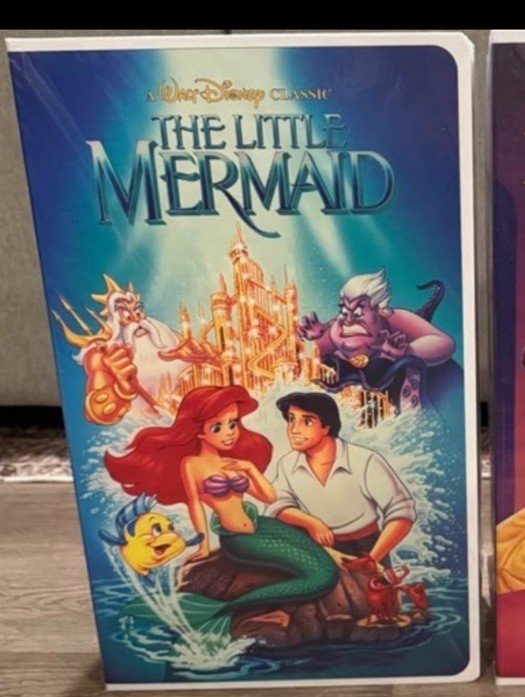 Disney VHS Boxed Silk Throw 50 Disney VHS Boxed Silk Throw 50
