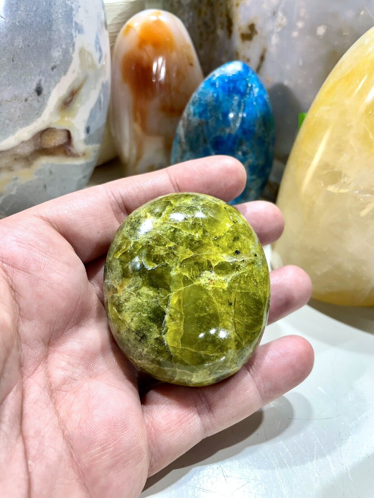 Green Vibrant Opal Rock Healing Crystals Reiki Yoga Palm Stone 3x2\