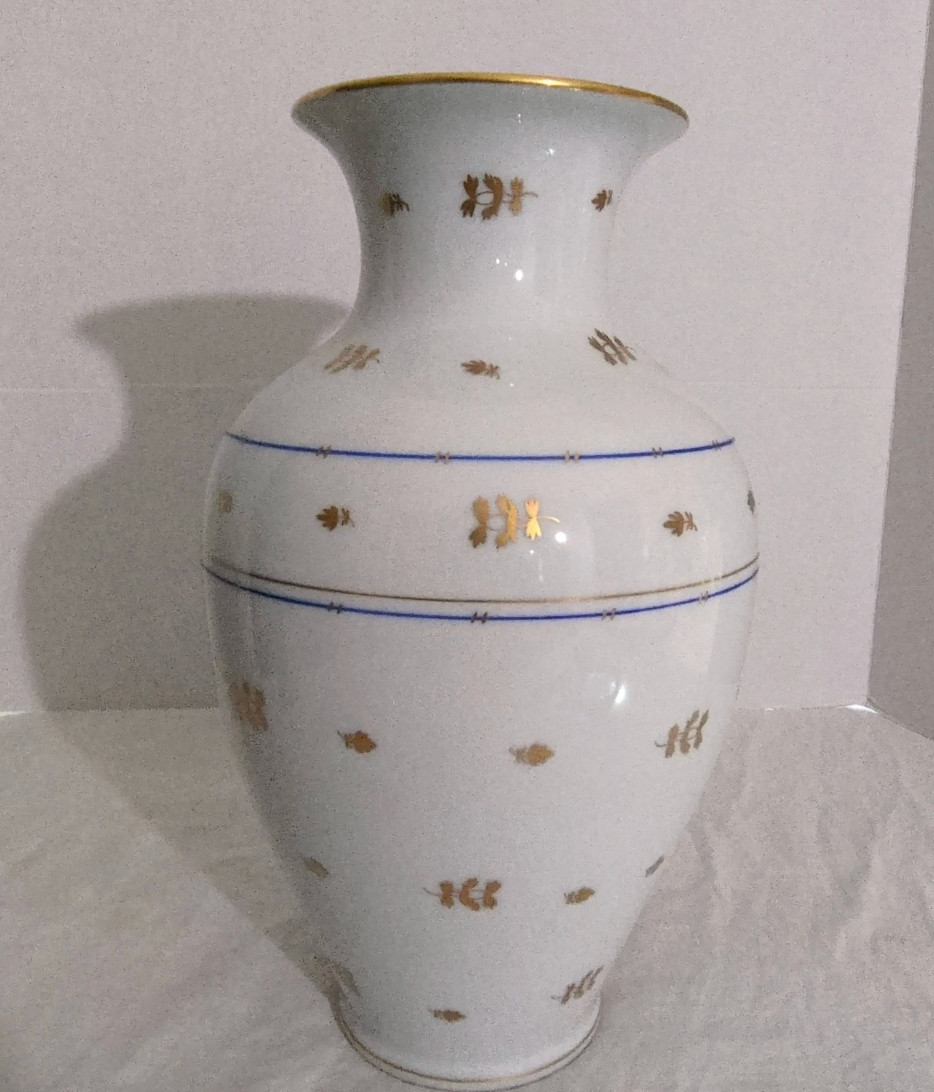 VTG Herend Hungary 7001 BAT Batthyany Blue Gold Fine Porcelain Vase 12.5 VTG Herend Hungary 7001 BAT Batthyany Blue Gold Fine Porcelain Vase 12.5