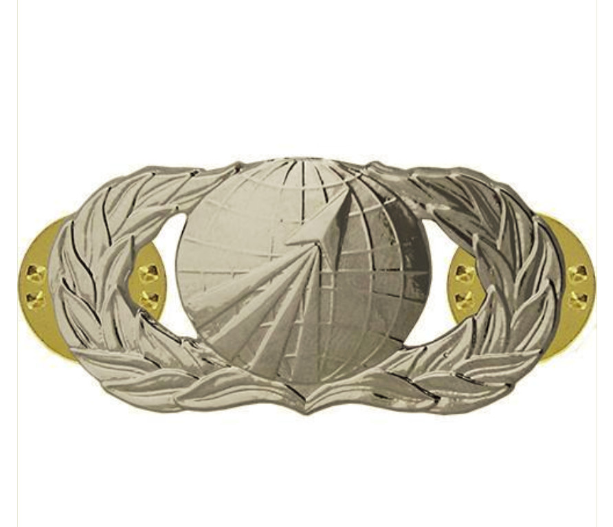 Vanguard AIR FORCE BADGE: ACQUISITION AND FINANCIAL MANAGEMENT - MIDSIZE Vanguard AIR FORCE BADGE: ACQUISITION AND FINANCIAL MANAGEMENT - MIDSIZE