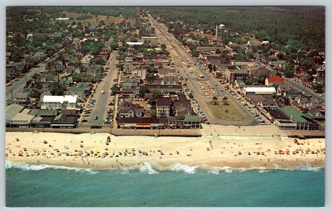 1950-60\'s REHOBOTH BEACH DELAWARE AERIAL VIEW NATION\'S SUMMER CAPITAL POSTCARD