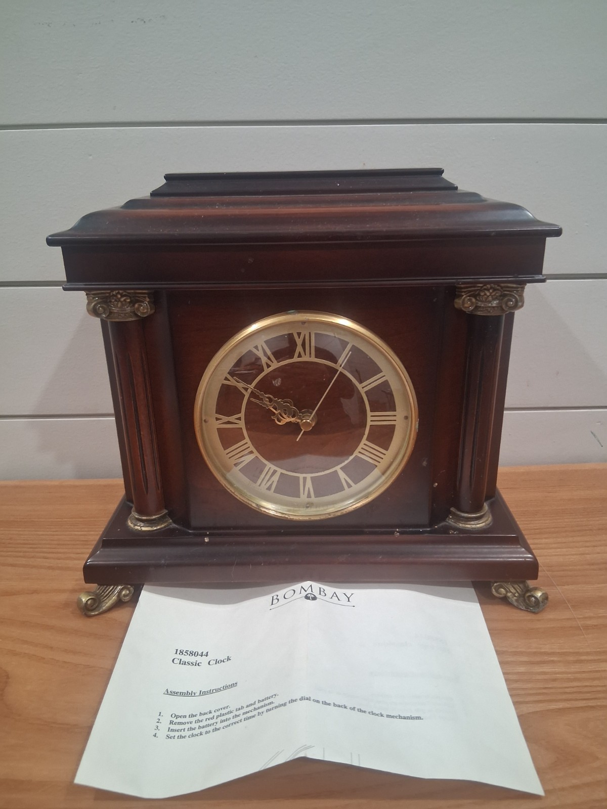 Vintage 1998 THE BOMBAY COMPANY Large Wooden Mantle Clock-Tested,Works