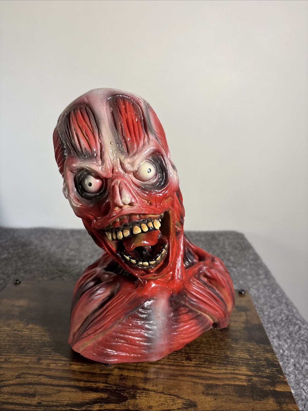 Vintage 1993 Distortions Unlimited “INSIDE OUT” Mask Display Prop Jordu Schell Vintage 1993 Distortions Unlimited “INSIDE OUT” Mask Display Prop Jordu Schell