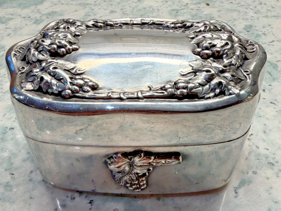 Antique Eureka Silver Co. Quadruple Plate Jewelry Casket Trinket Box