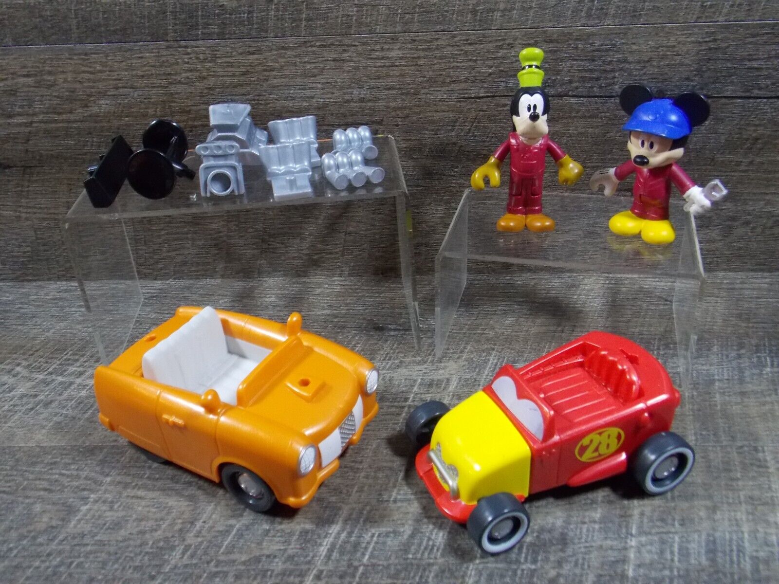 Disney Mattel Mickey Mouse and Goofy Race Car Collection Figures & Cars w/Parts