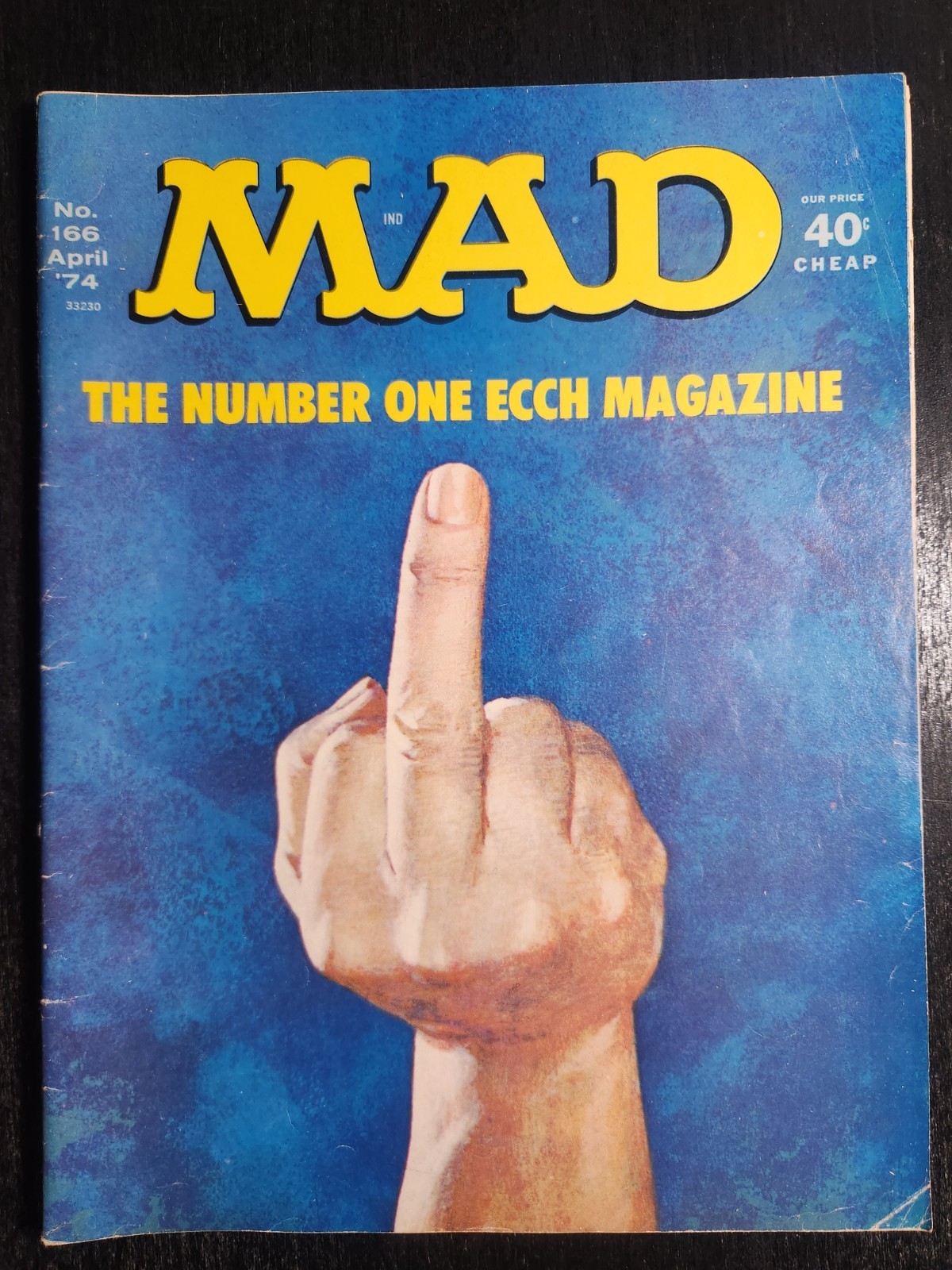 MAD MAGAZINE #166 VINTAGE APRIL 1974 ICONIC BIRD COVER DON MARTIN ART FN MAD MAGAZINE #166 VINTAGE APRIL 1974 ICONIC BIRD COVER DON MARTIN ART FN