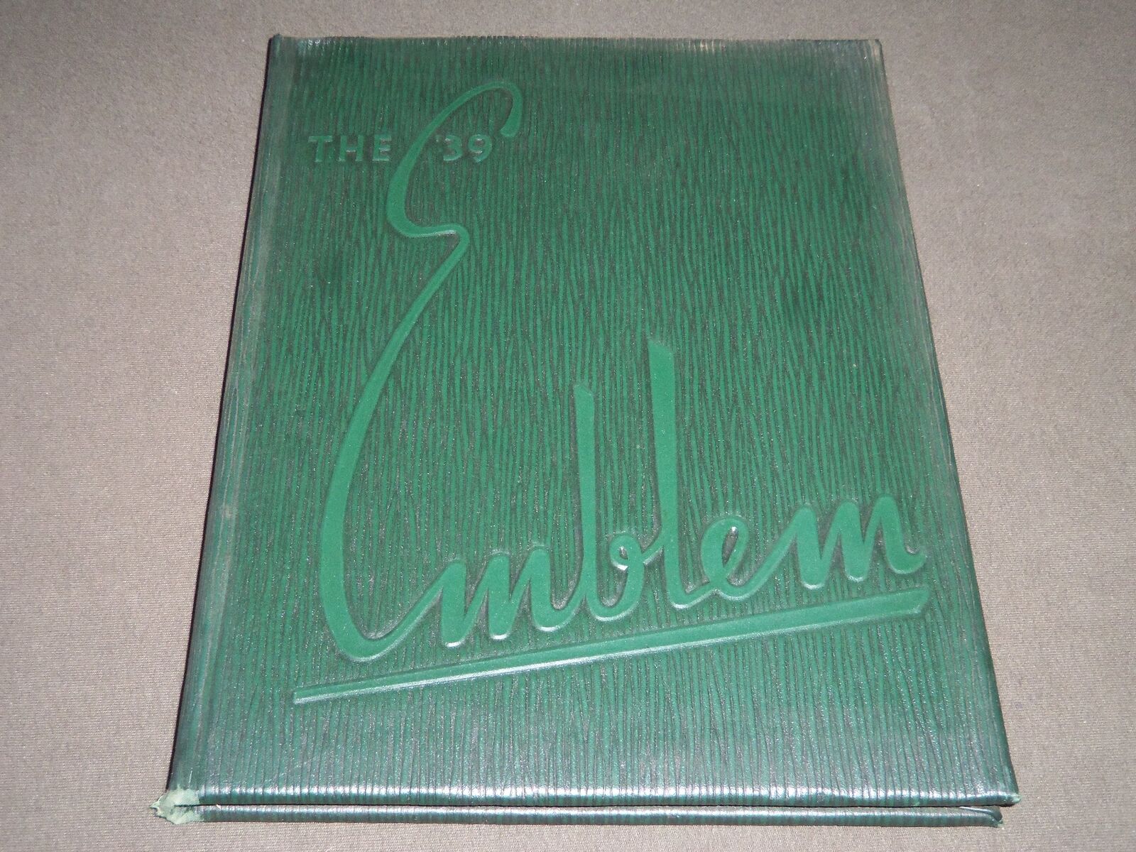 1939 THE EMBLEM CHICAGO TEACHERS COLLEGE YEARBOOK - CHICAGO ILLINOIS - YB 1029