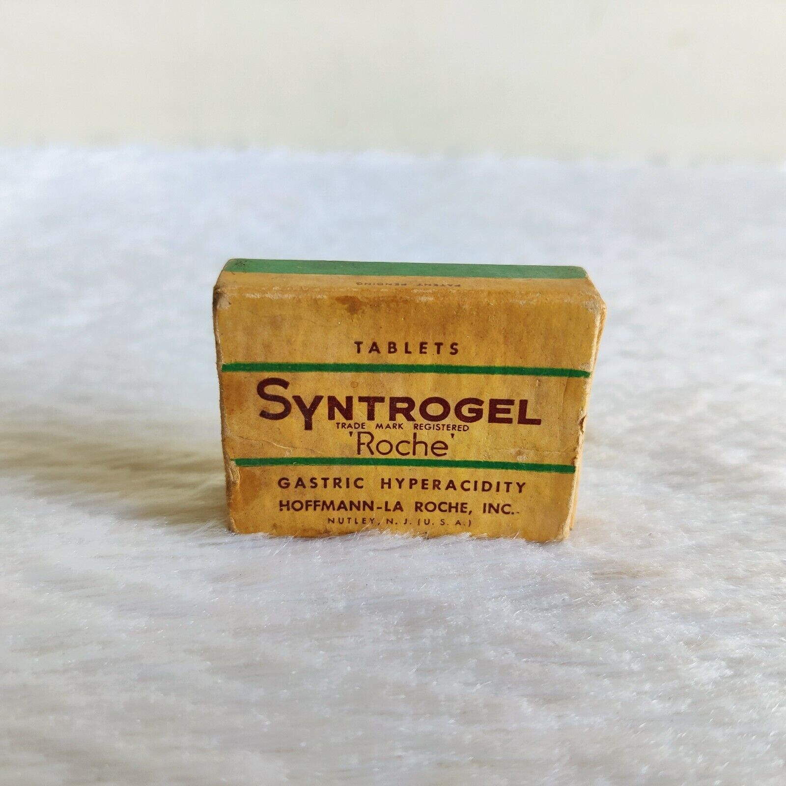 1950s Vintage Hoffmann-La Syntrogel Roche Medicine Empty Cardboard Box USA CB314