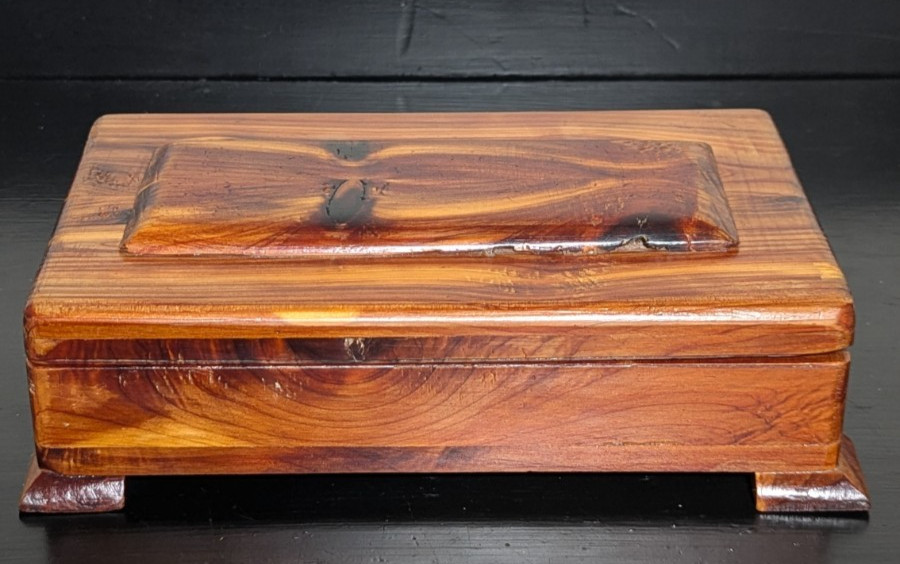 Vintage 1954 - 1956 Wood Trinket/Jewelry Box With Lid Artist Signed & Dated Vintage 1954 - 1956 Wood Trinket/Jewelry Box With Lid Artist Signed & Dated