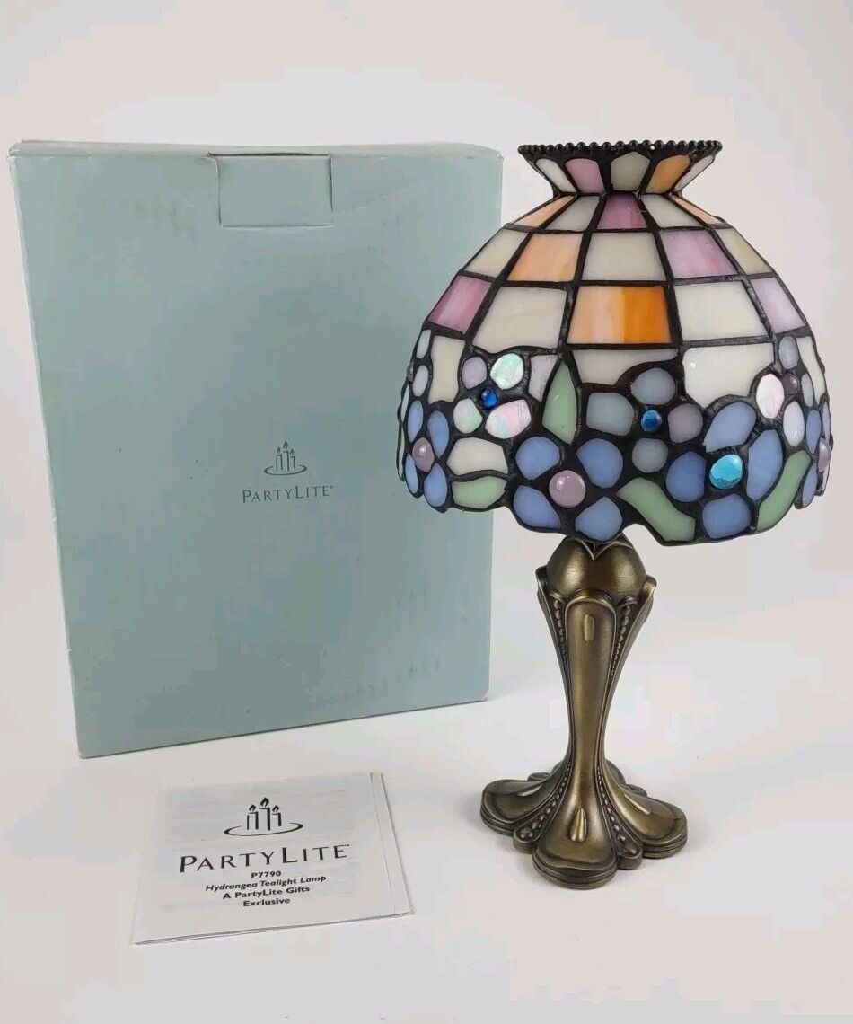 PartyLite Hydrangea Stained Glass Tiffany Style Shade Tealight Lamp P7790