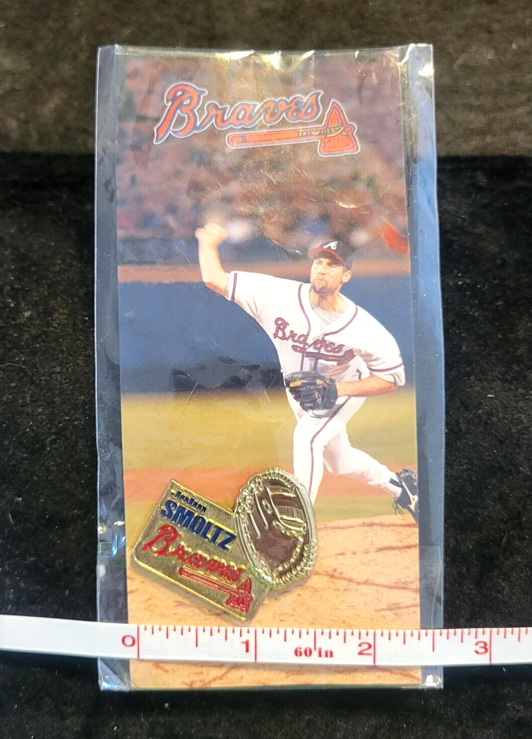 John Smoltz Atlanta Braves #29 Pitcher Lapel Pin Tie Tack on souvenir card
