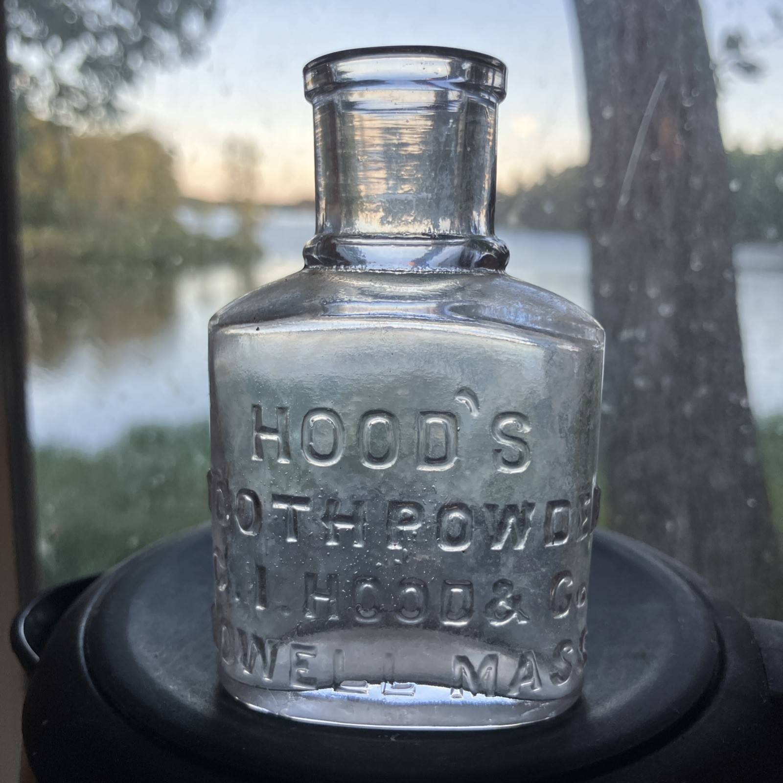 Hood\'s Tooth Powder - Lowell, Mass. - Vintage Dental Bottle - 1900