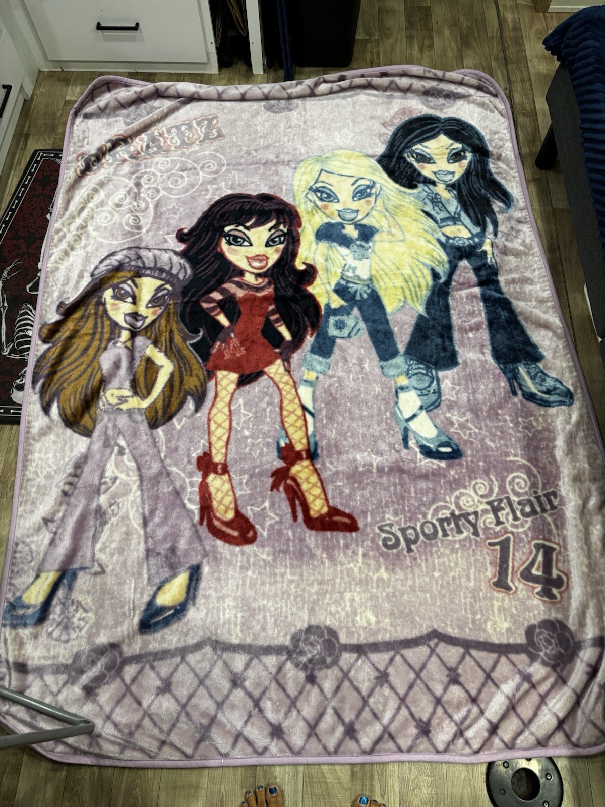 Vintage Y2K 2005 Bratz Blanket 86x57