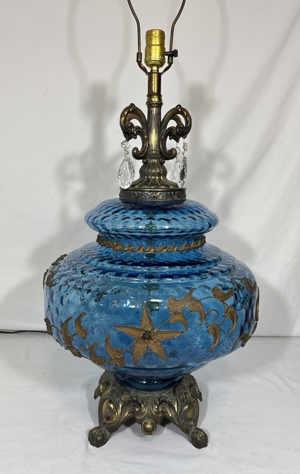 Vintage 1972 Mid Century Blue Optic Glass Globe Table Lamp w/ Applied Bronze Vintage 1972 Mid Century Blue Optic Glass Globe Table Lamp w/ Applied Bronze