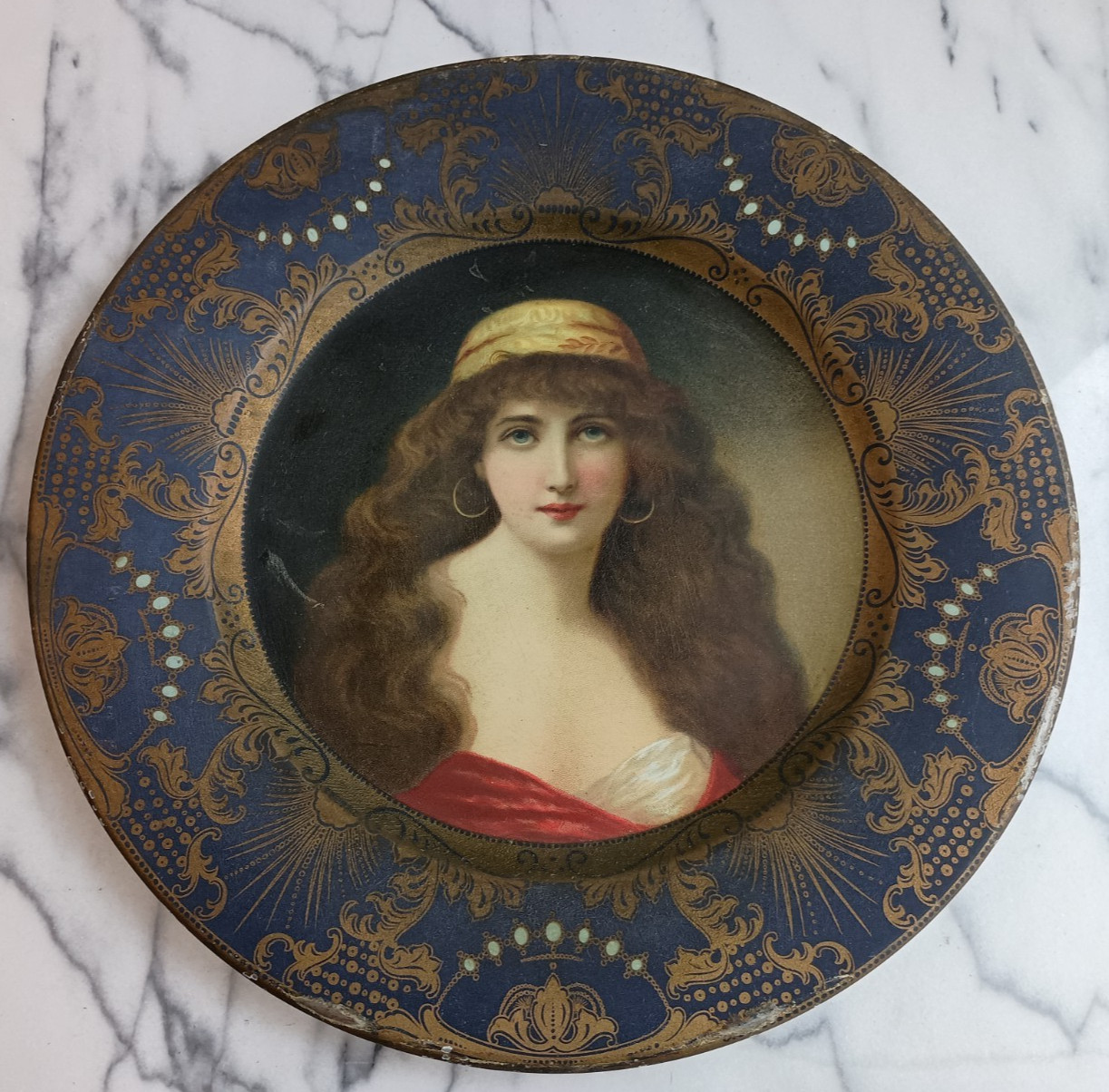 VIENNA ART PLATE 1905 COBALT BLUE & GOLD ANTIQUE COLLECTIBLE PLATES VIENNA ART PLATE 1905 COBALT BLUE & GOLD ANTIQUE COLLECTIBLE PLATES