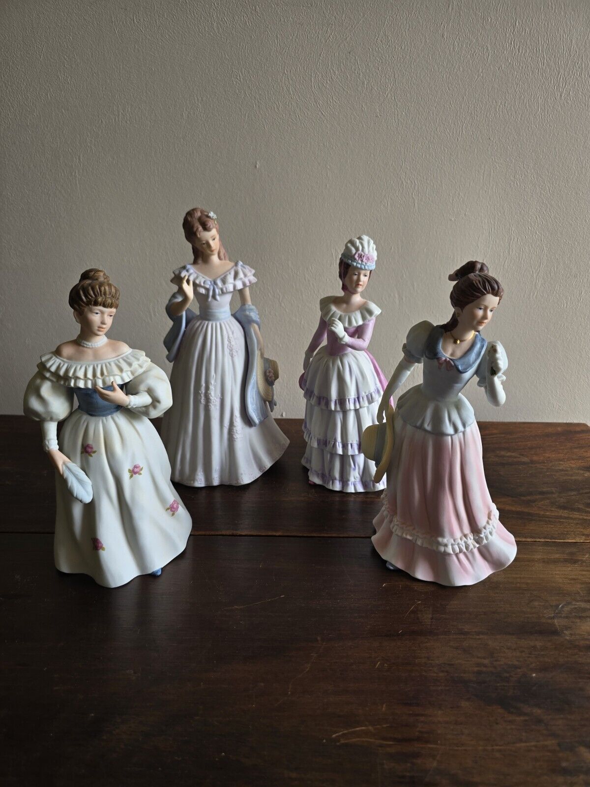 Vintage Lot Of 4 Homco Home Interior Victorian Ladies Figurines Porcelain 