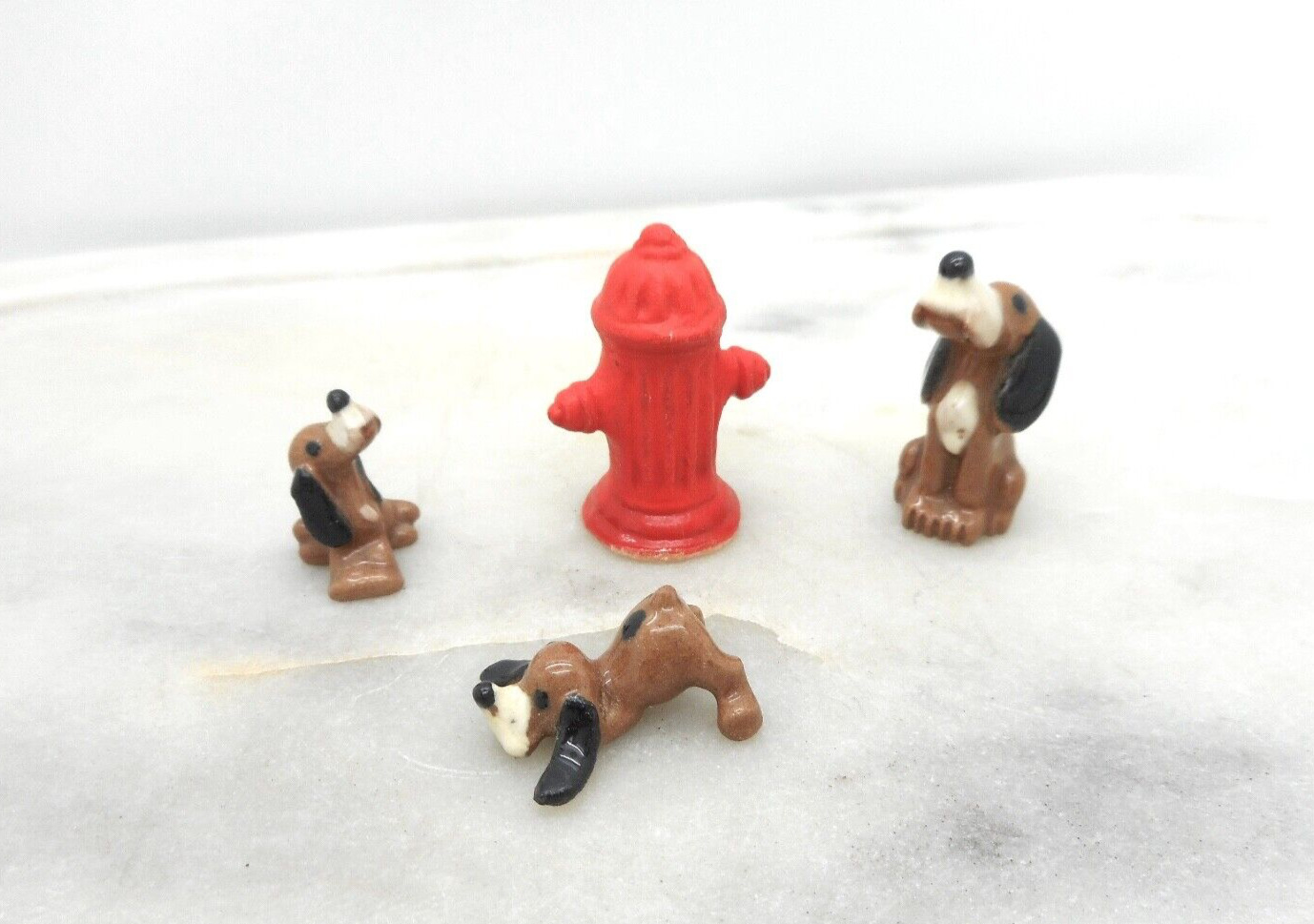 Vintage Hagan Renaker Discontinued Dogs w Hydrant 4 Figurines 1970\'s Collectible
