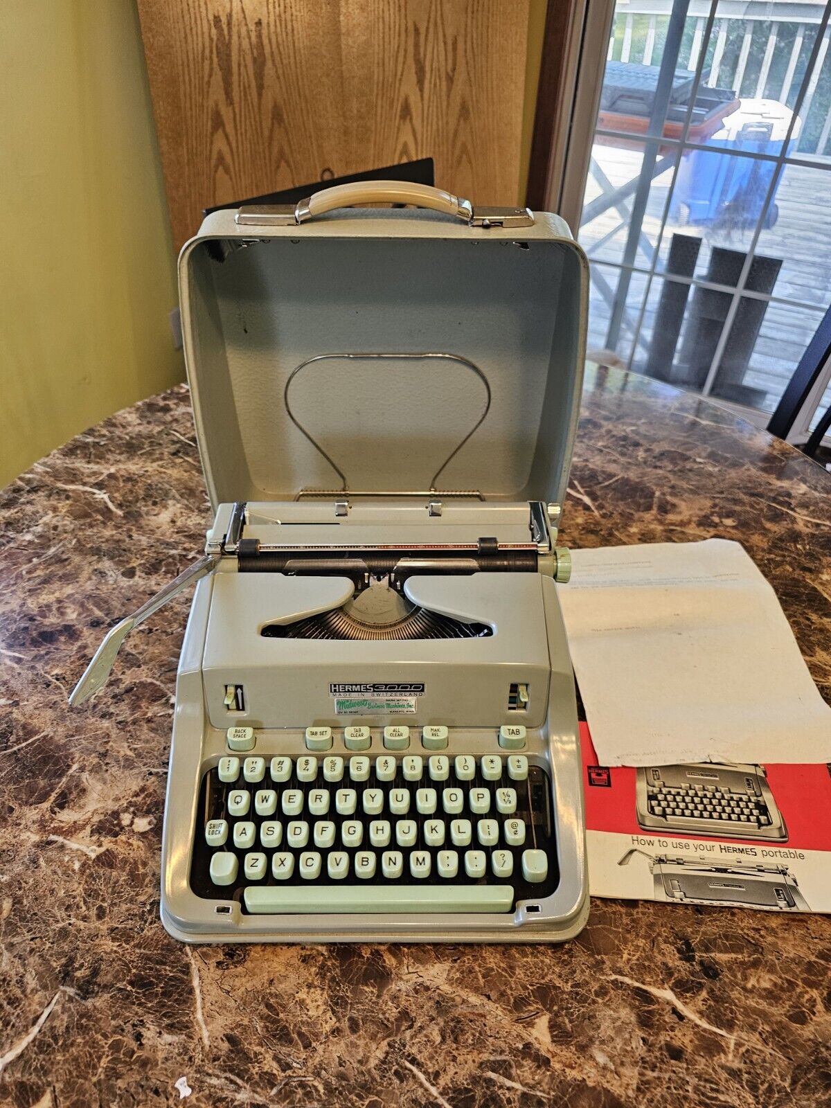 HERMES 3000 1960s Portable Typewriter Sea Foam Green W/ Case As Is/Maintenance