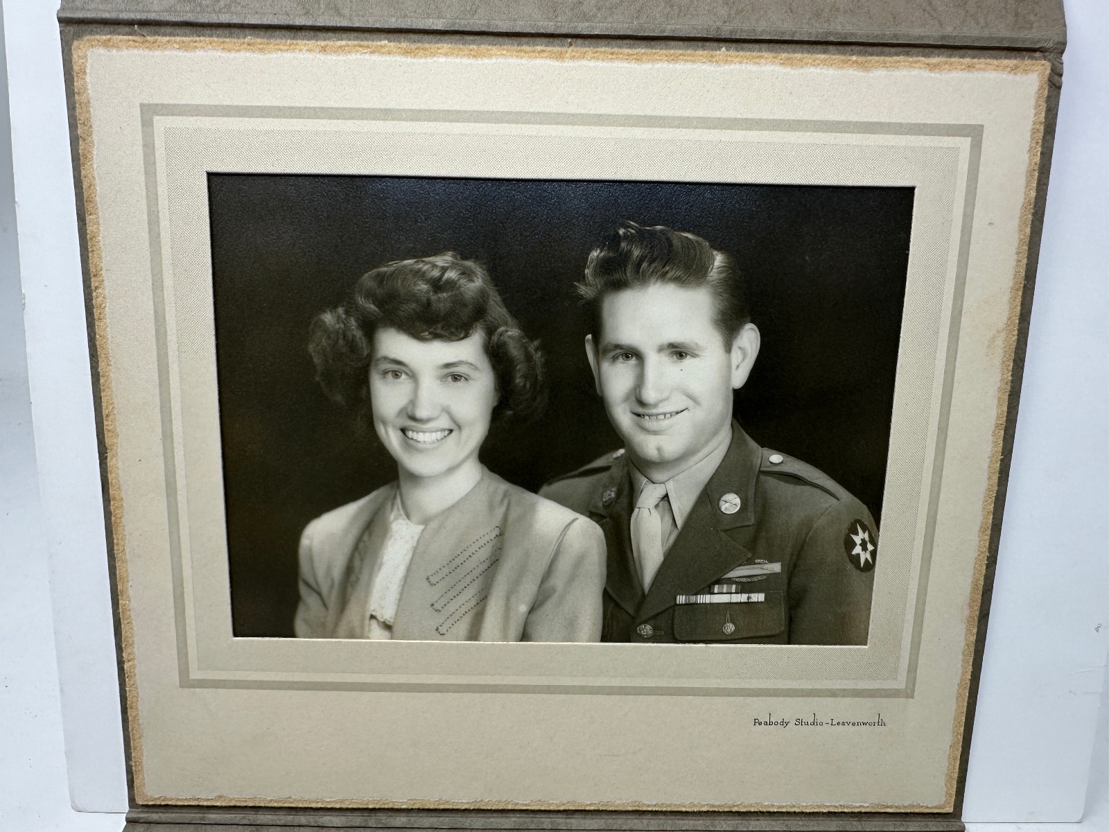 WWII 6th Infantry DIV CIB Identified Photo Leavenworth Peabody Studio