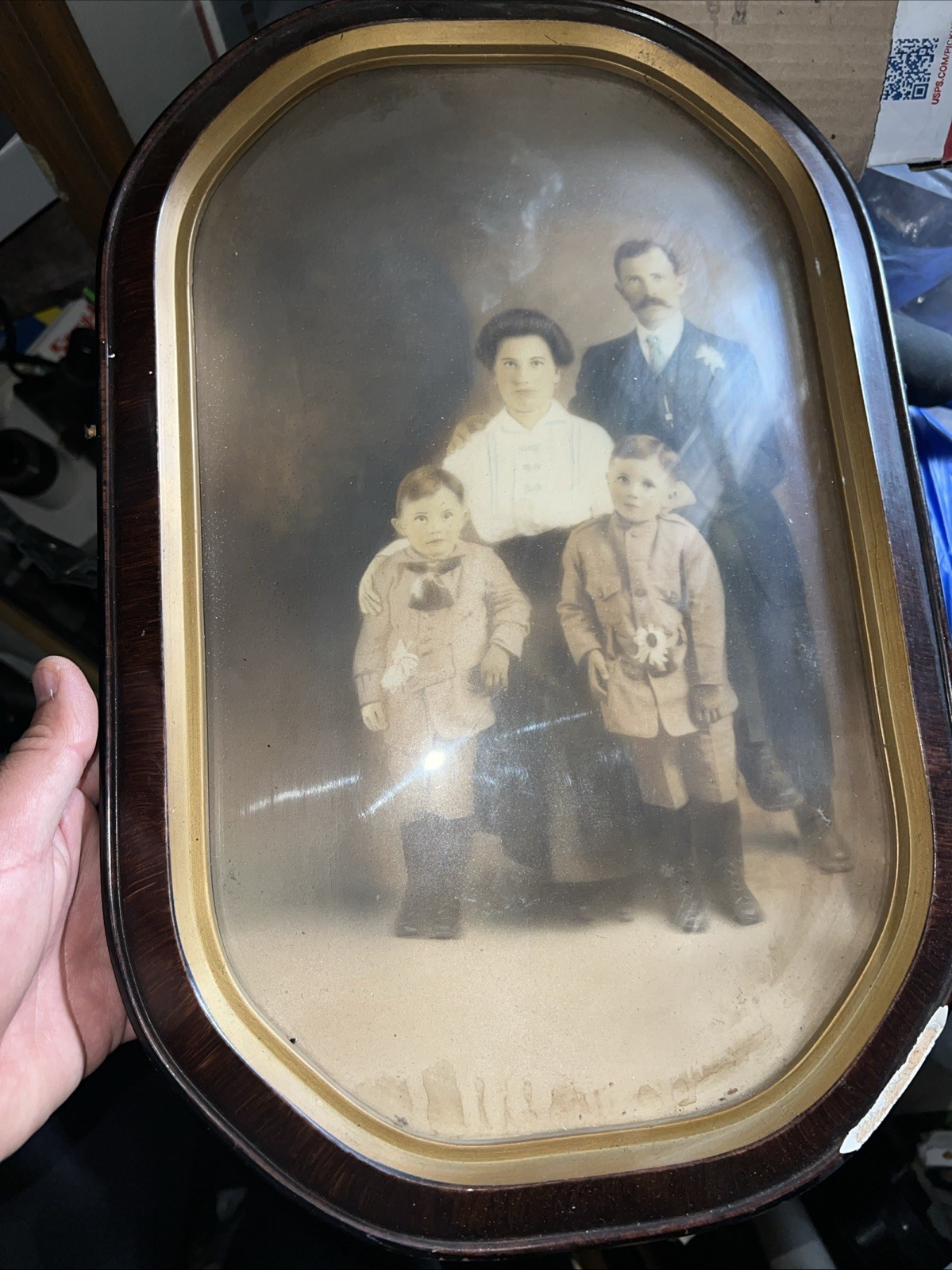 Antique Early 1900s Hand Tinted Family Portrait Photo Convex Bubble Glass Frame